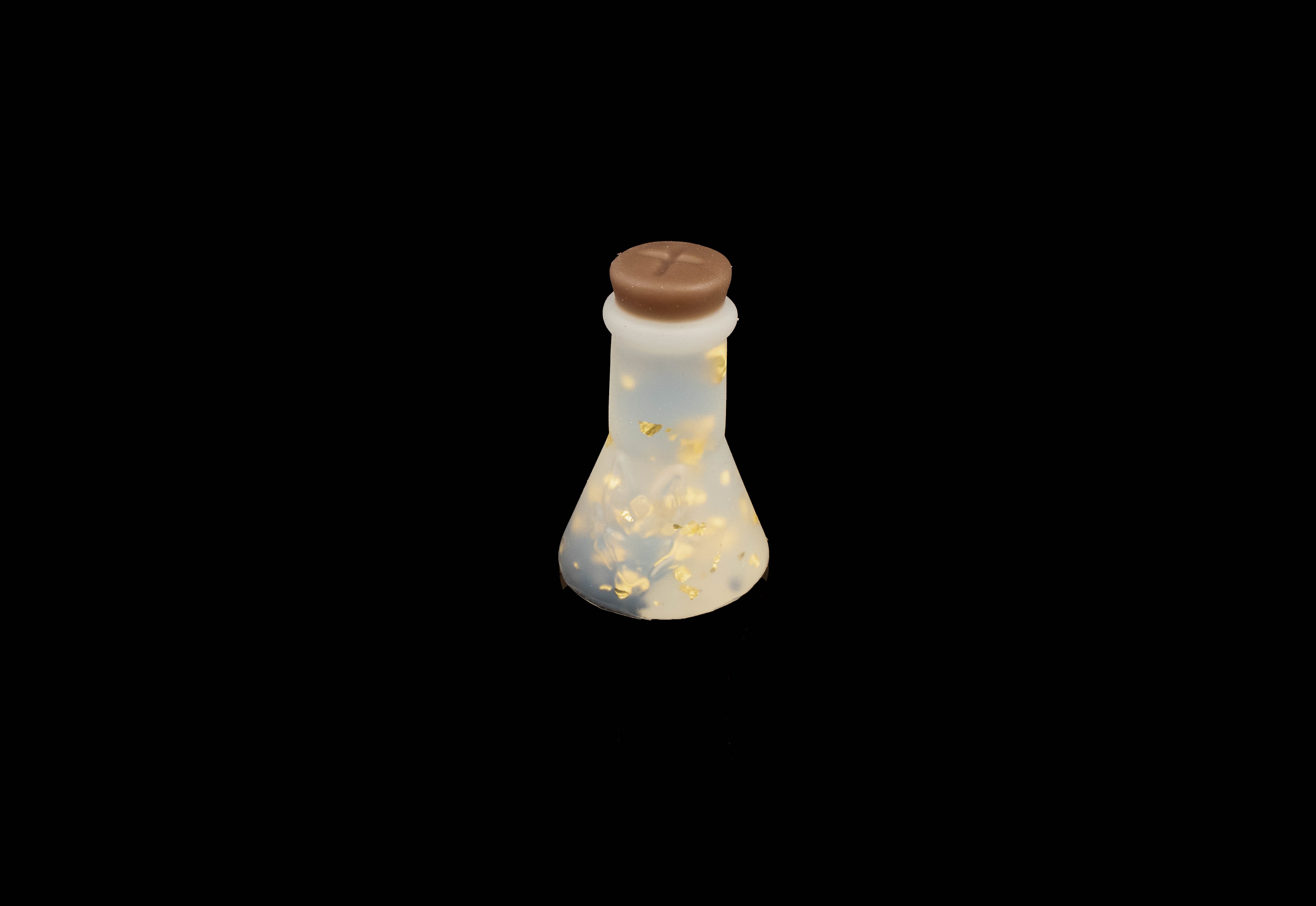 12001 Wolf Flask