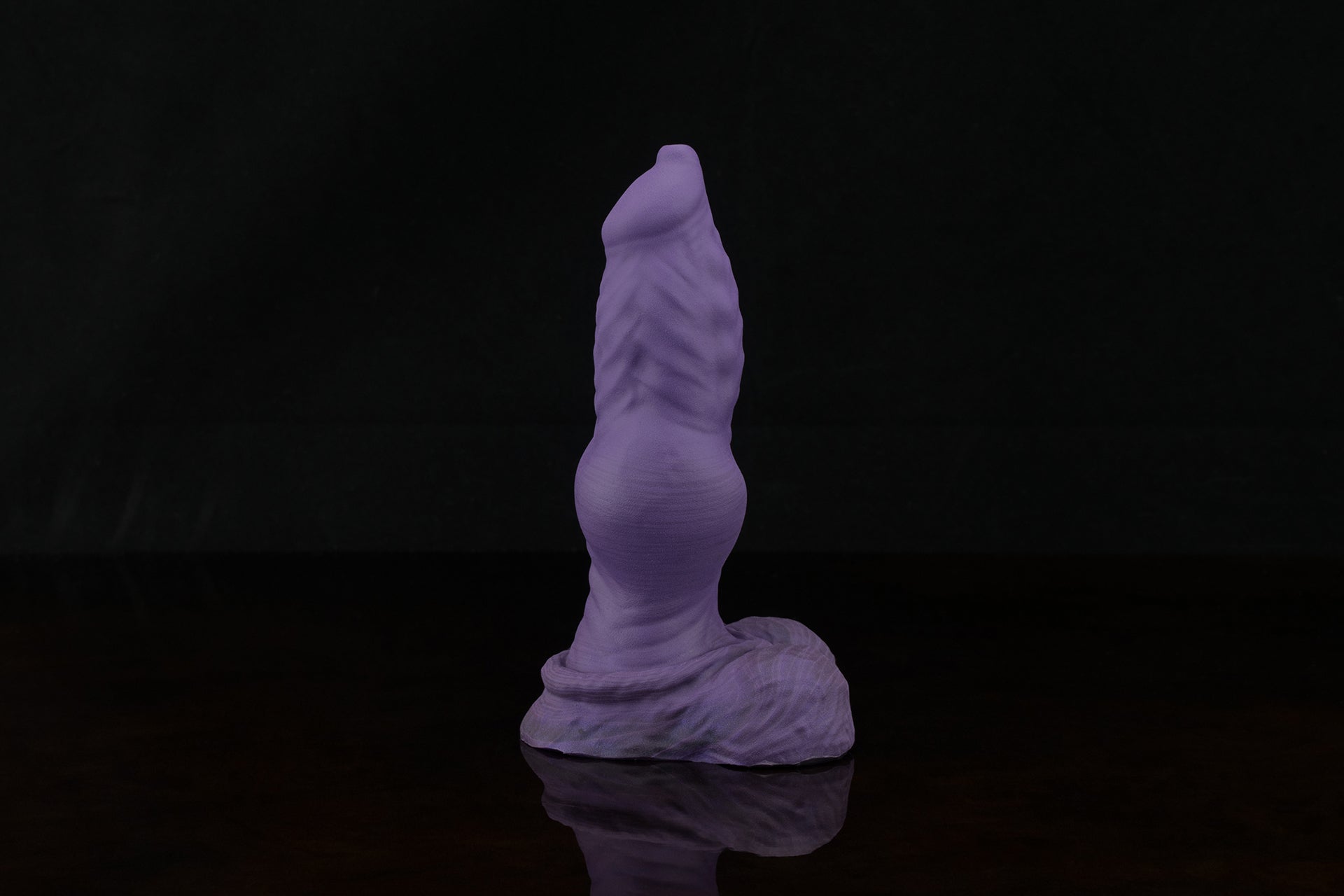1341 Small Dante in Medium Firmness - Suction Cupped