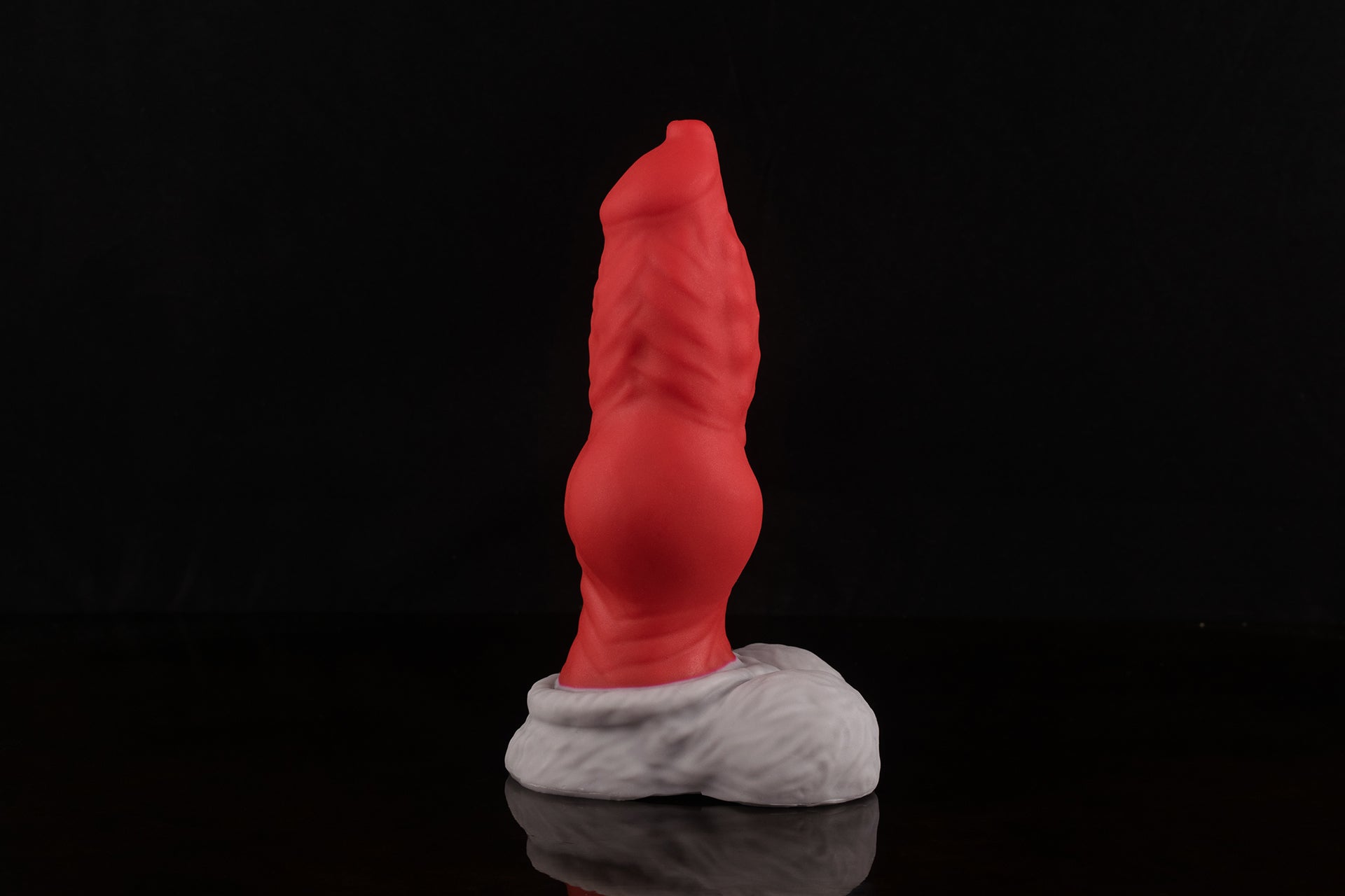 1447 Medium Dante in Medium Firmness - Suction Cupped