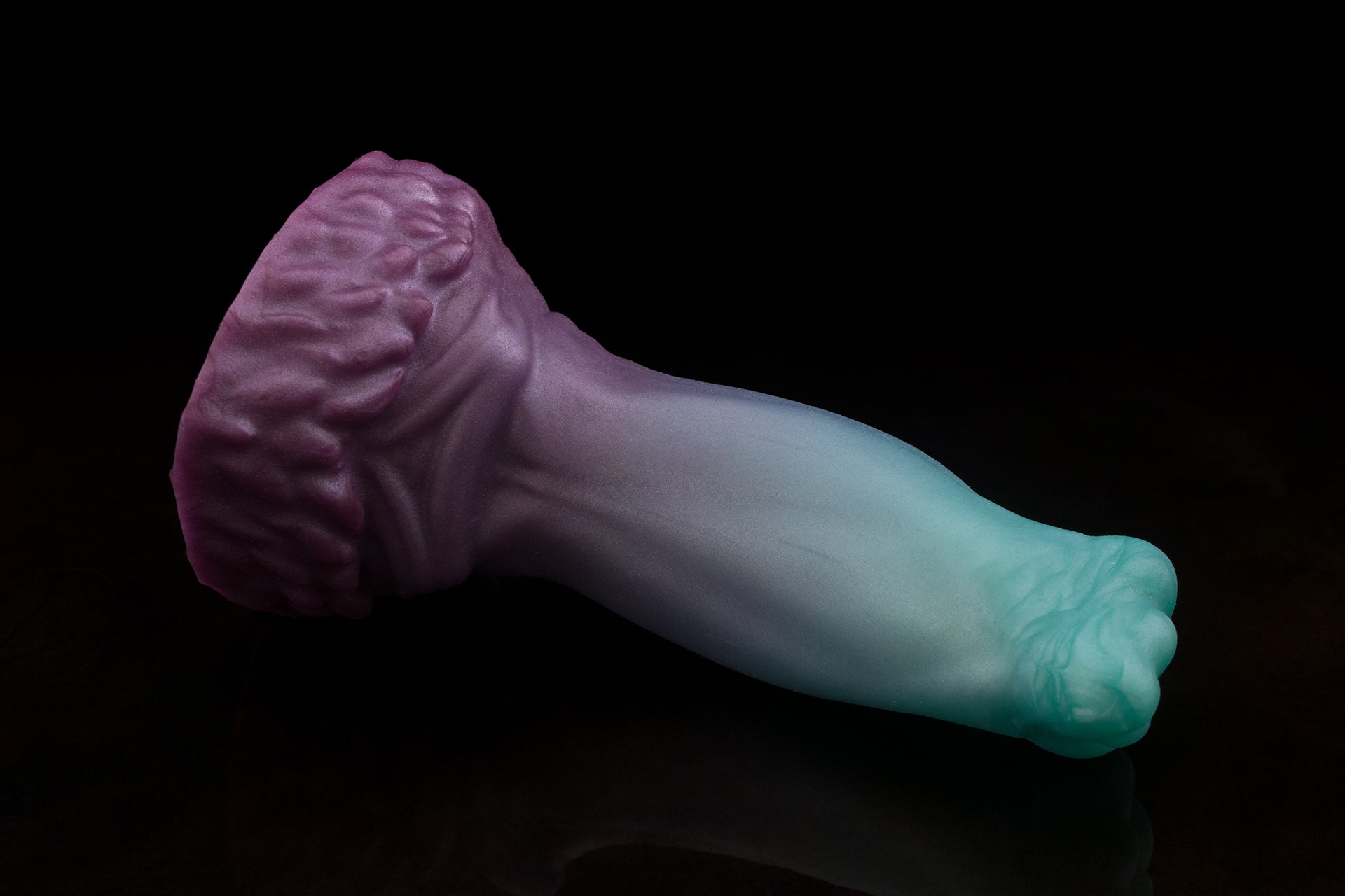 1620 Mini Hyena in Medium Firmness