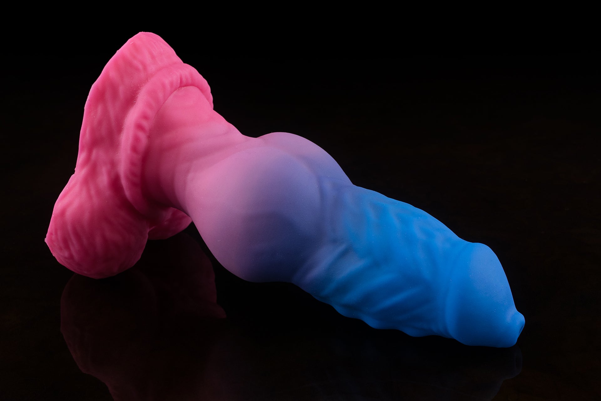 1656 Medium Dante in Soft - Suction Cupped - Fizzle