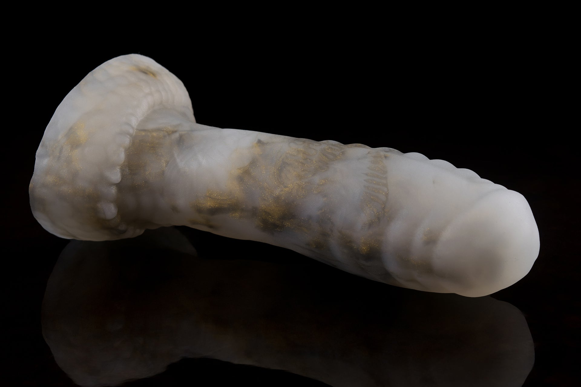 1691 Small Alto in Medium Firmness - Suction Cupped