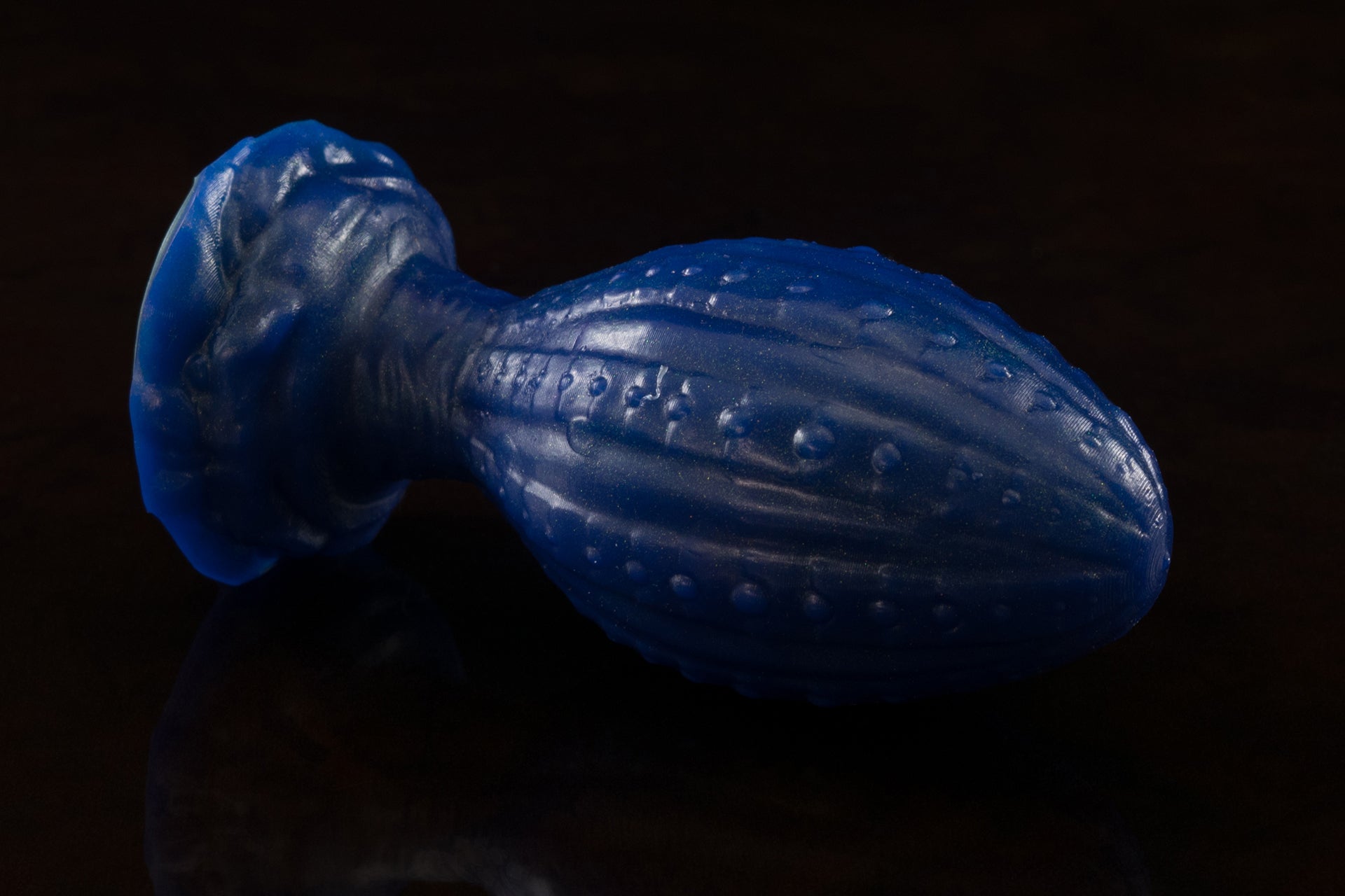 1919 Mini Kaiju Clutch in Medium Firmness