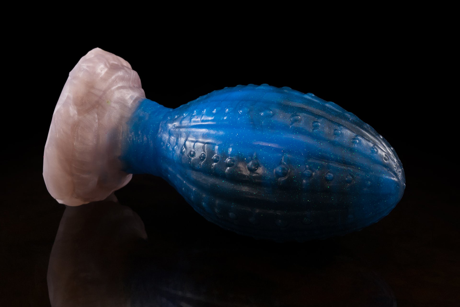 2022 Small kaiju Clutch in Medium Firmness