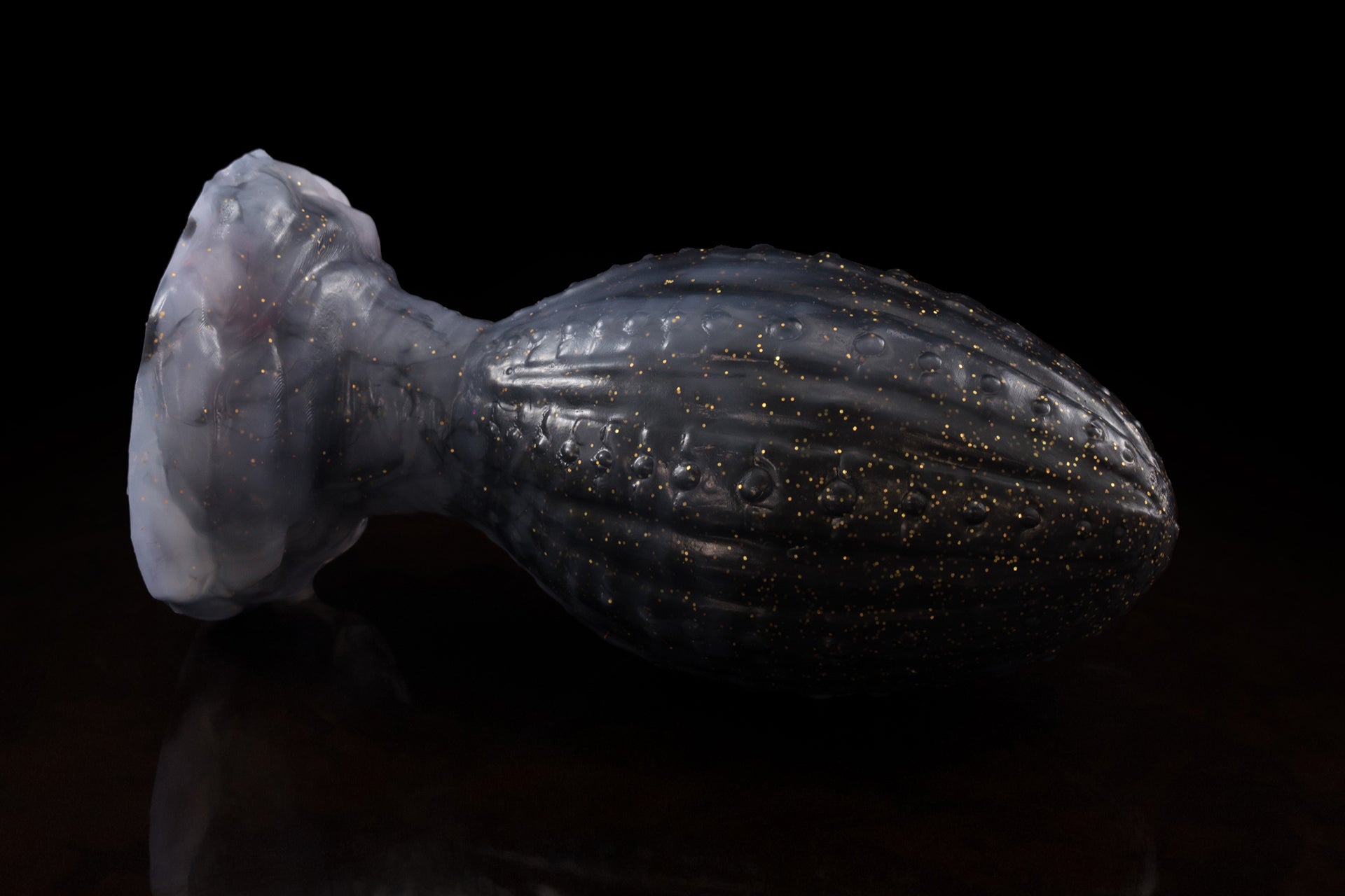 2023 Small kaiju Clutch in Medium Firmness