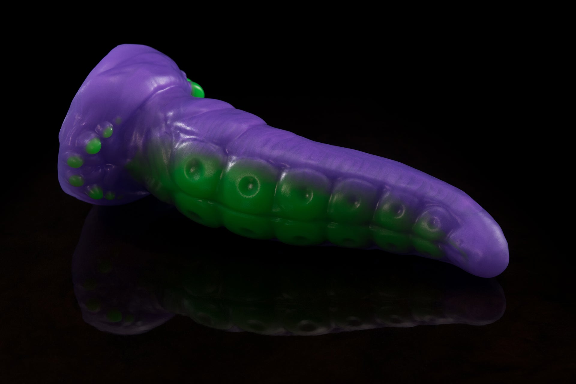 2447 Small Slikk in Medium Firmness with Suction Cup