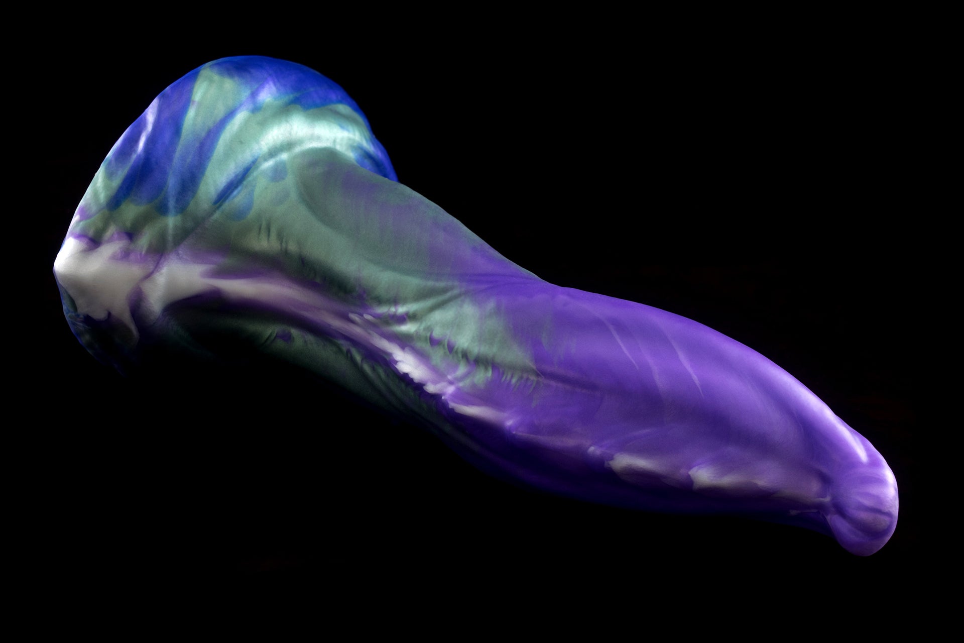 2733 Large Hidora in Medium Firmness with Suction Cup