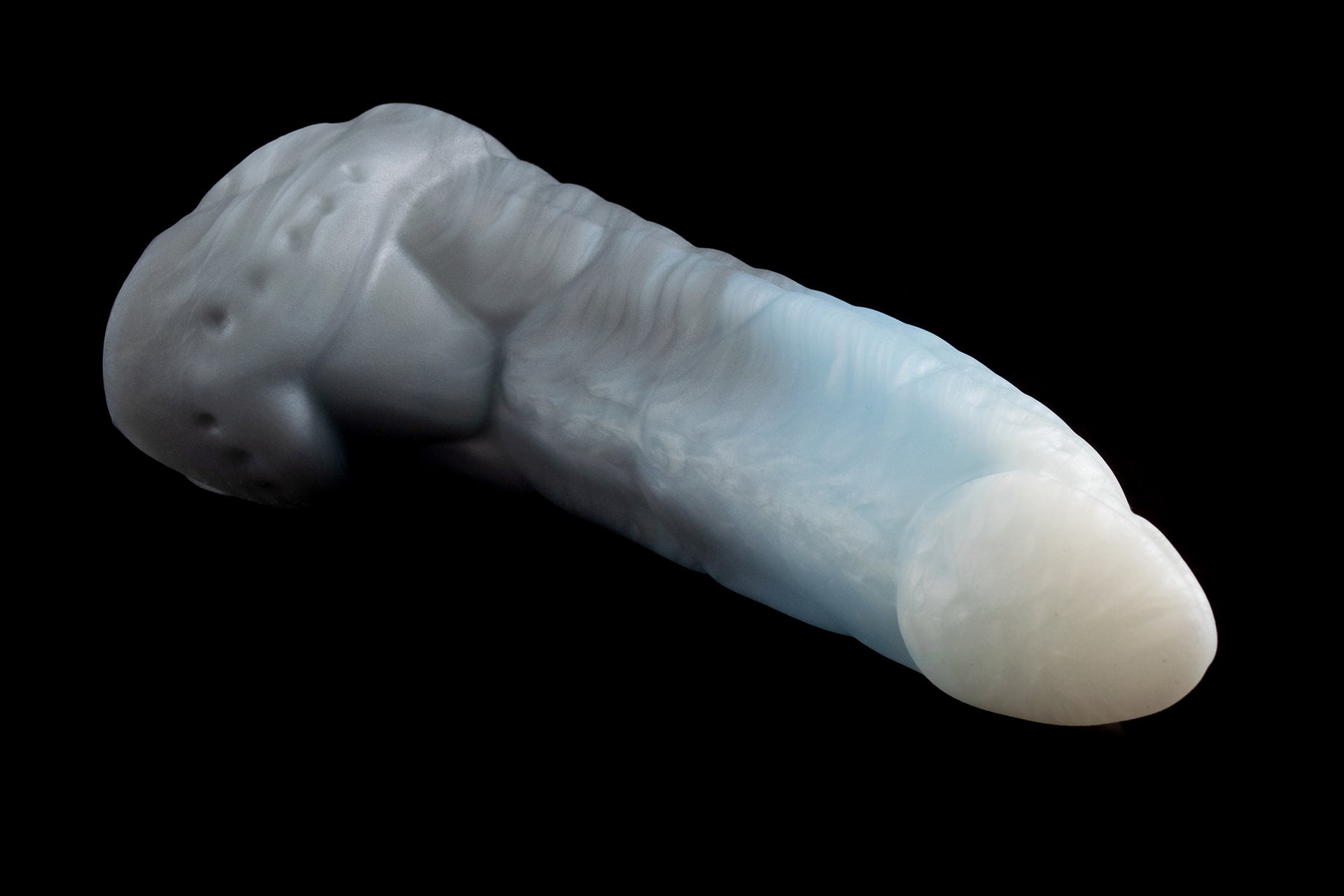 3897 Small Mantis in Soft Firmness with Suction Cup