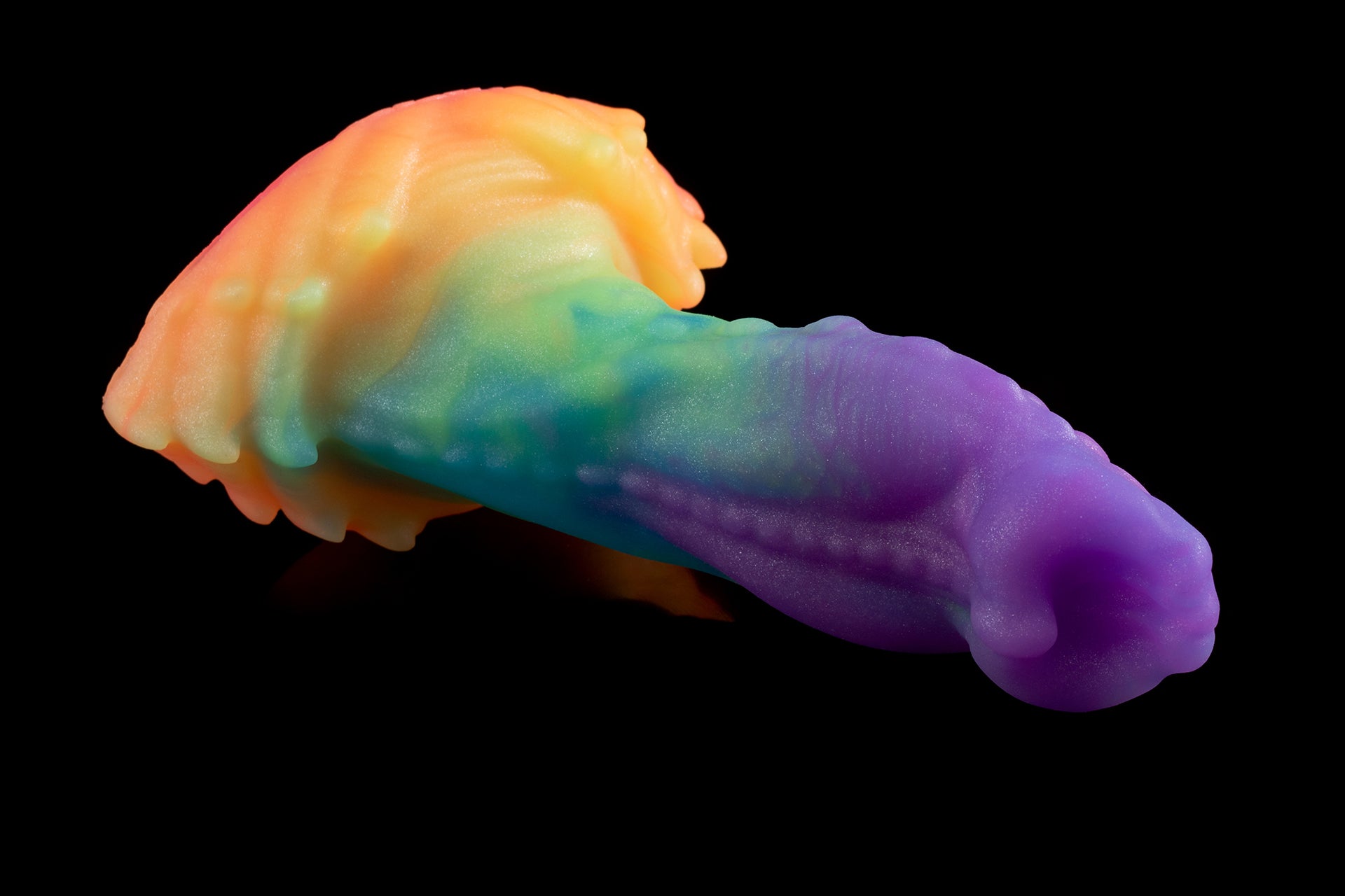 3909 Large Croxic in Medium Firmness with Suction Cup