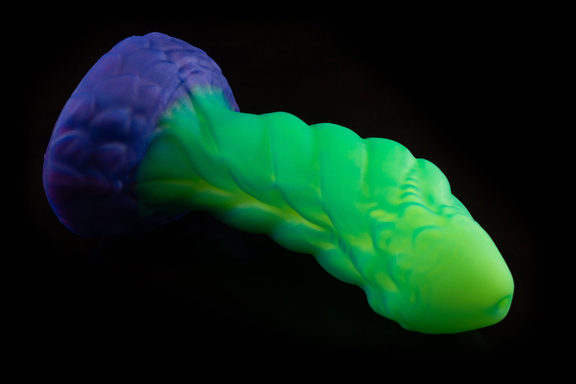 3935 Medium Cortez in Medium Firmness with Suction Cup