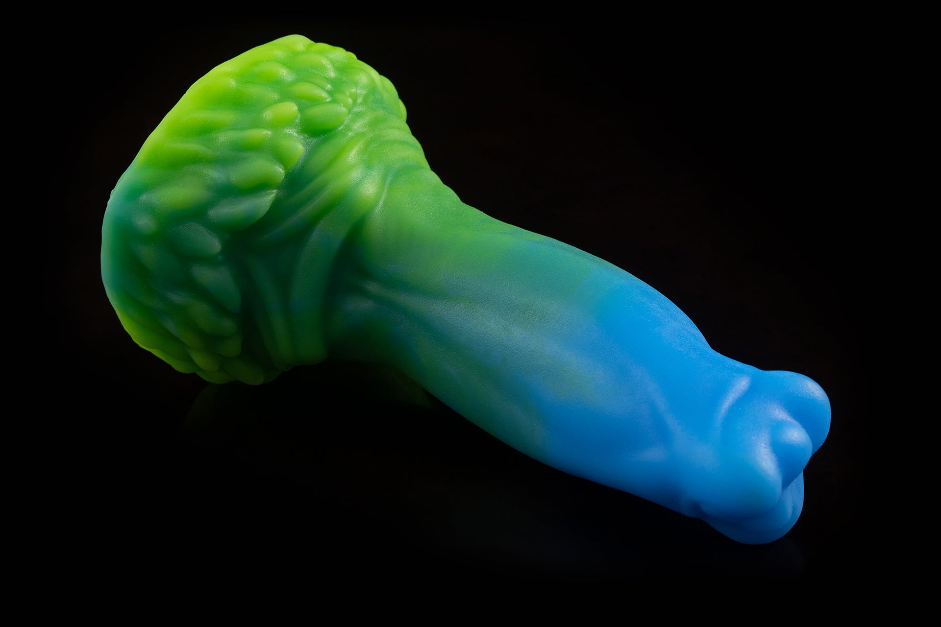 3943 Small Aela in Medium Firmness