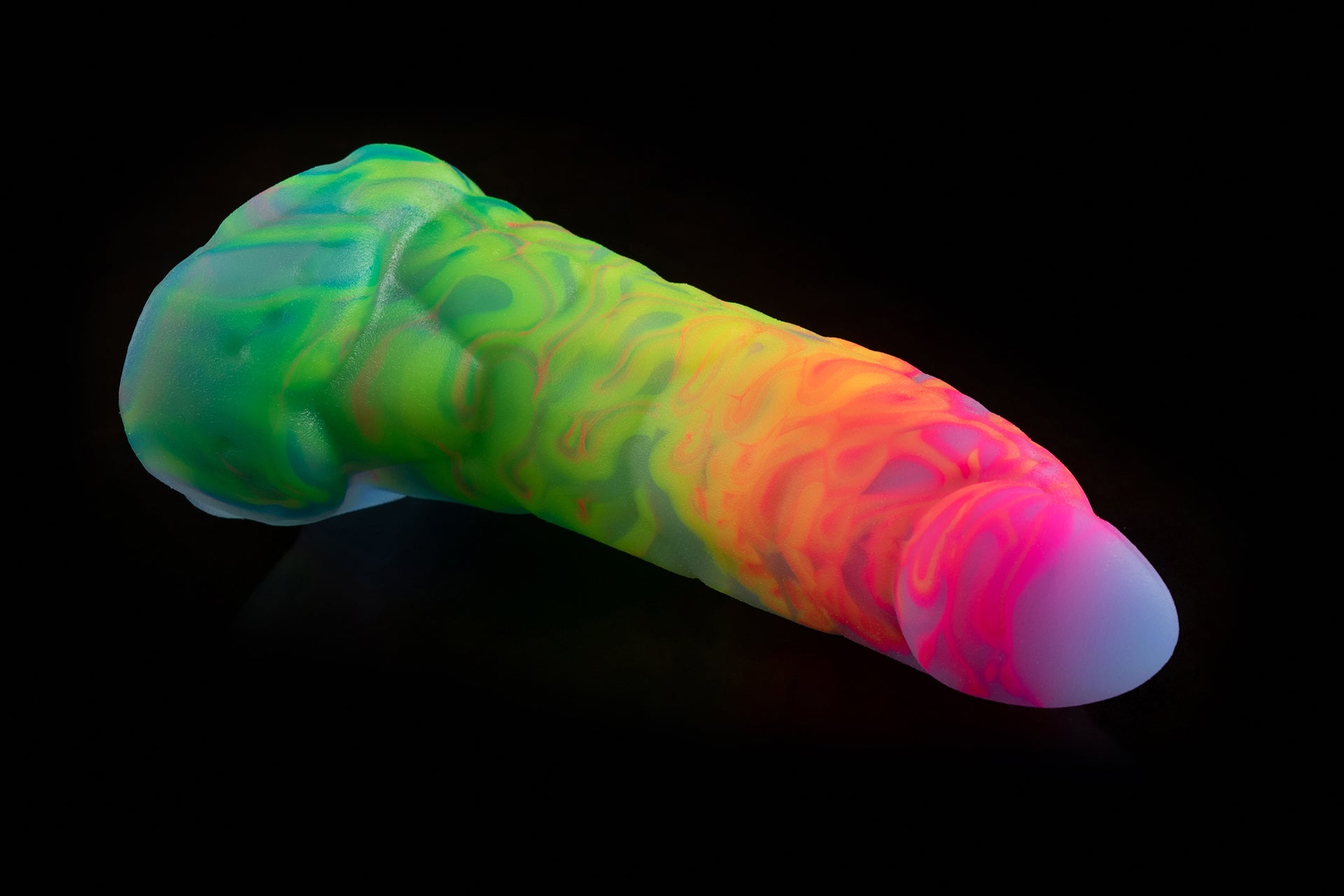 4174 Mini Mantis in Medium Firmness with Suction Cup - Fizzle