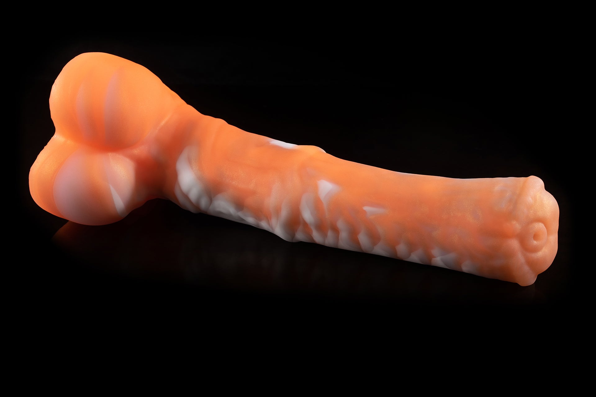4343 Large Atlas in Medium Firmness with Suction Cup - Fizzle