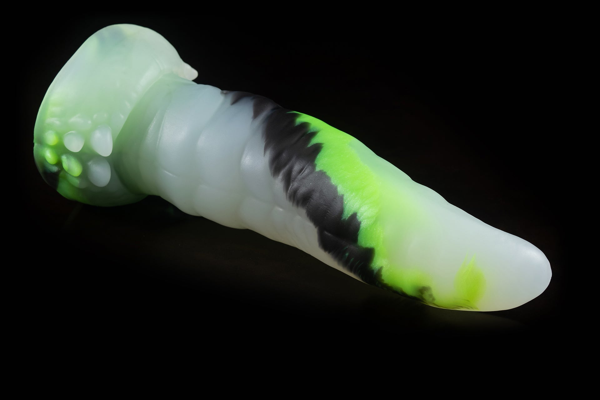 4685 Medium Slikk in Medium Firmness with Suction Cup - Fizzle