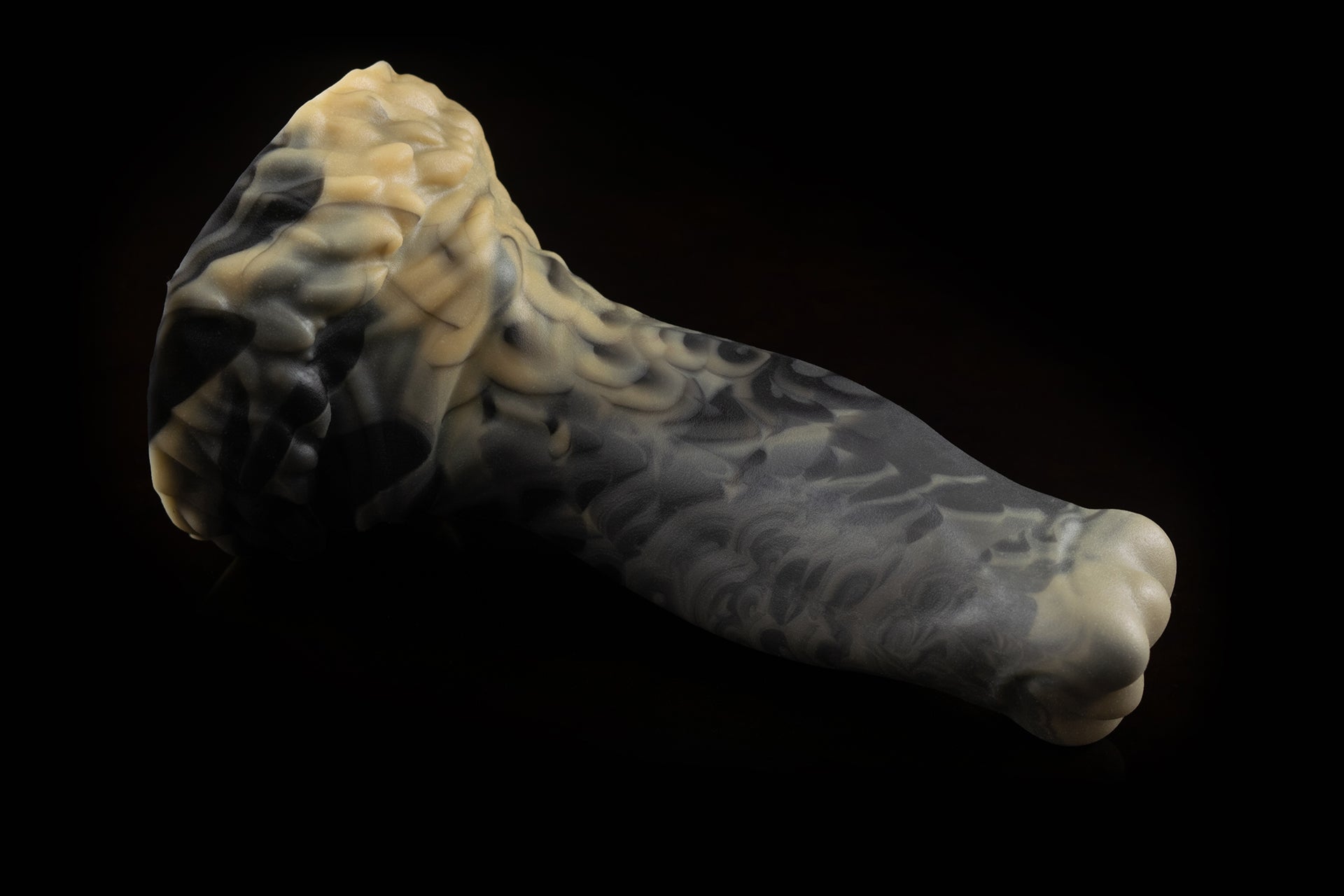 4705 Small Aela in Medium Firmness