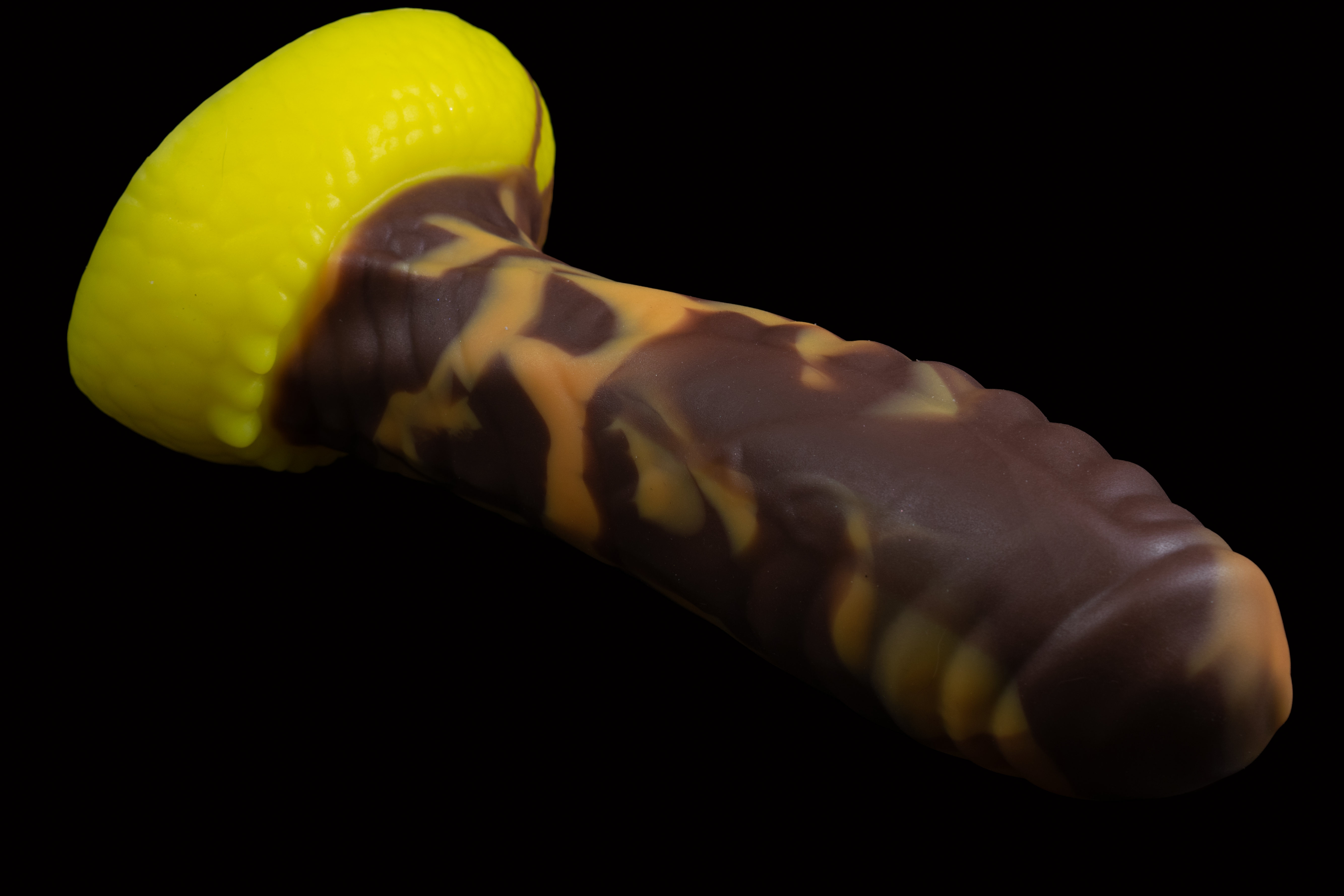 10108 Large Alto in Soft Firmness with Suction Cup
