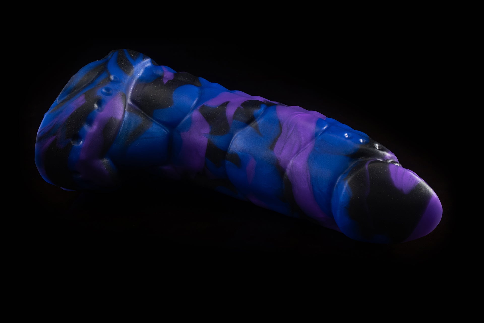 5302 Large Mantis in Medium Firmness with Suction Cup - Fizzle