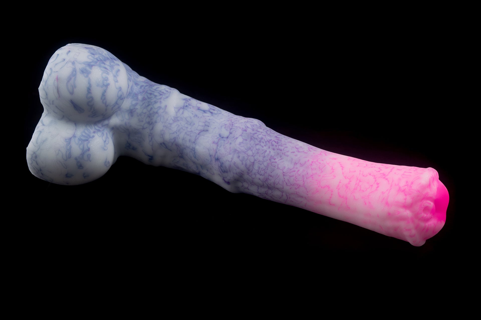 5697 Medium Atlas in Soft Firmness with Suction Cup - Fizzle
