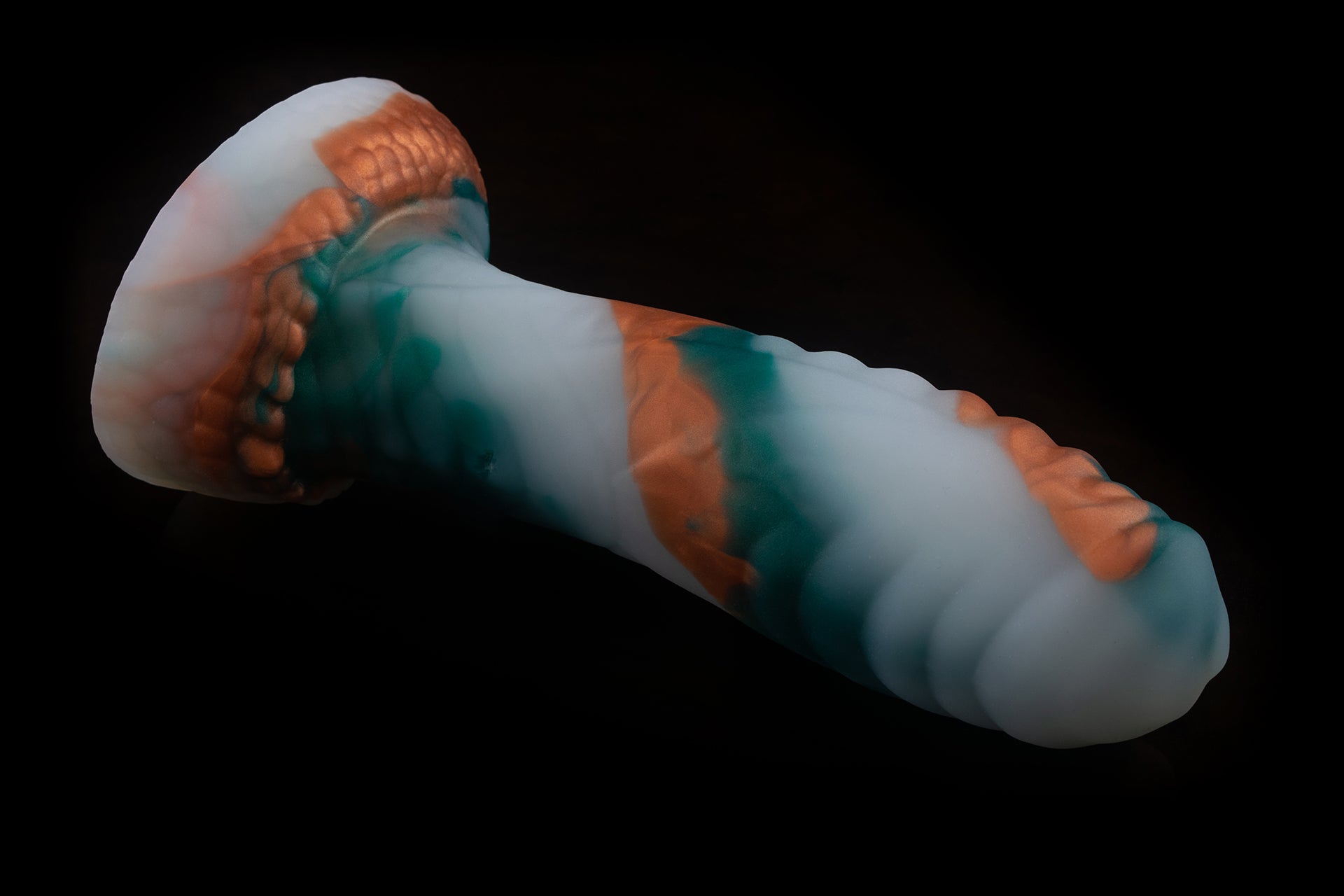 6861 Large Alto in Medium Firmness with Suction Cup - Fizzle