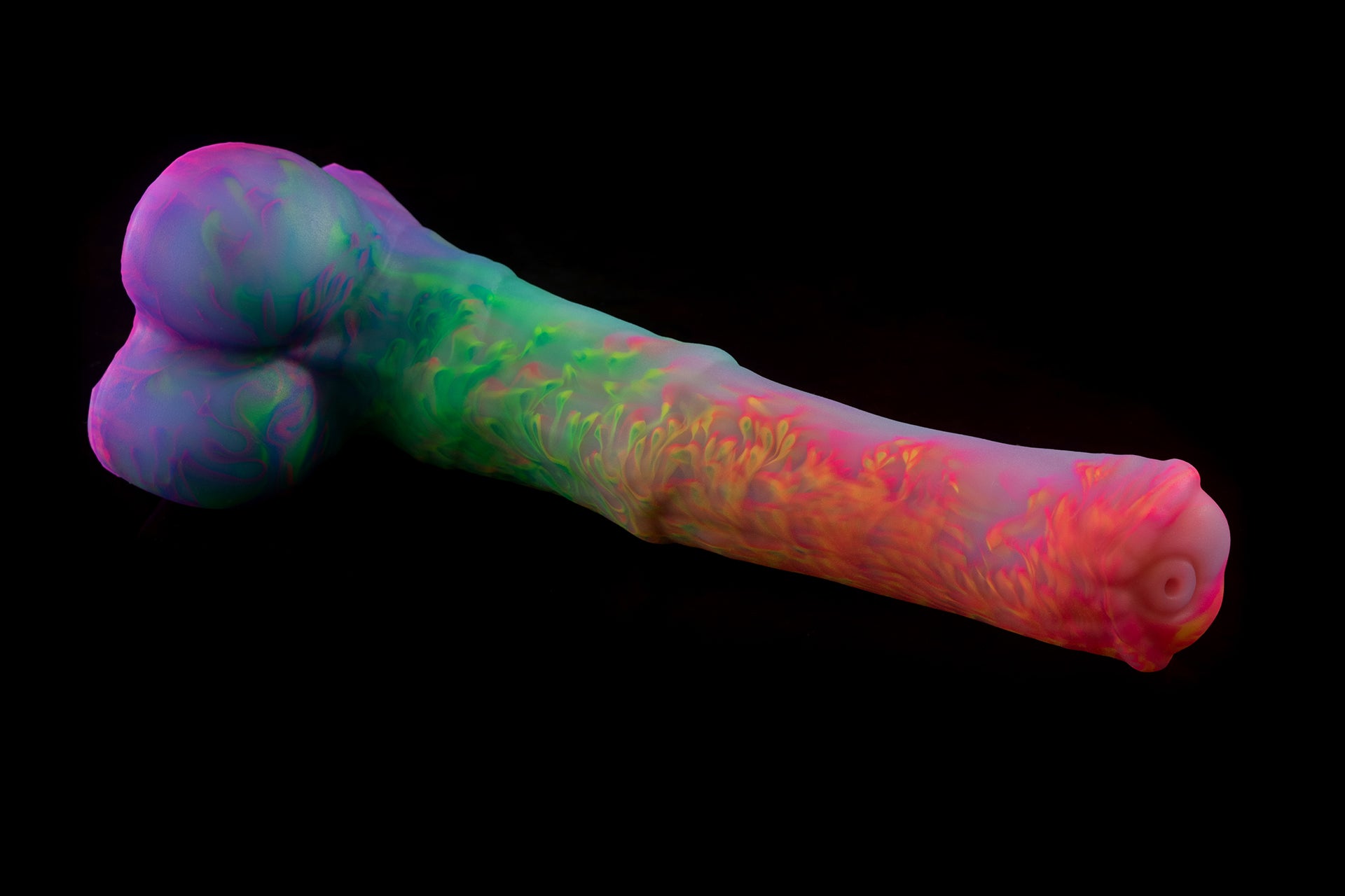 6879 Medium Atlas in Medium Firmness with Suction Cup