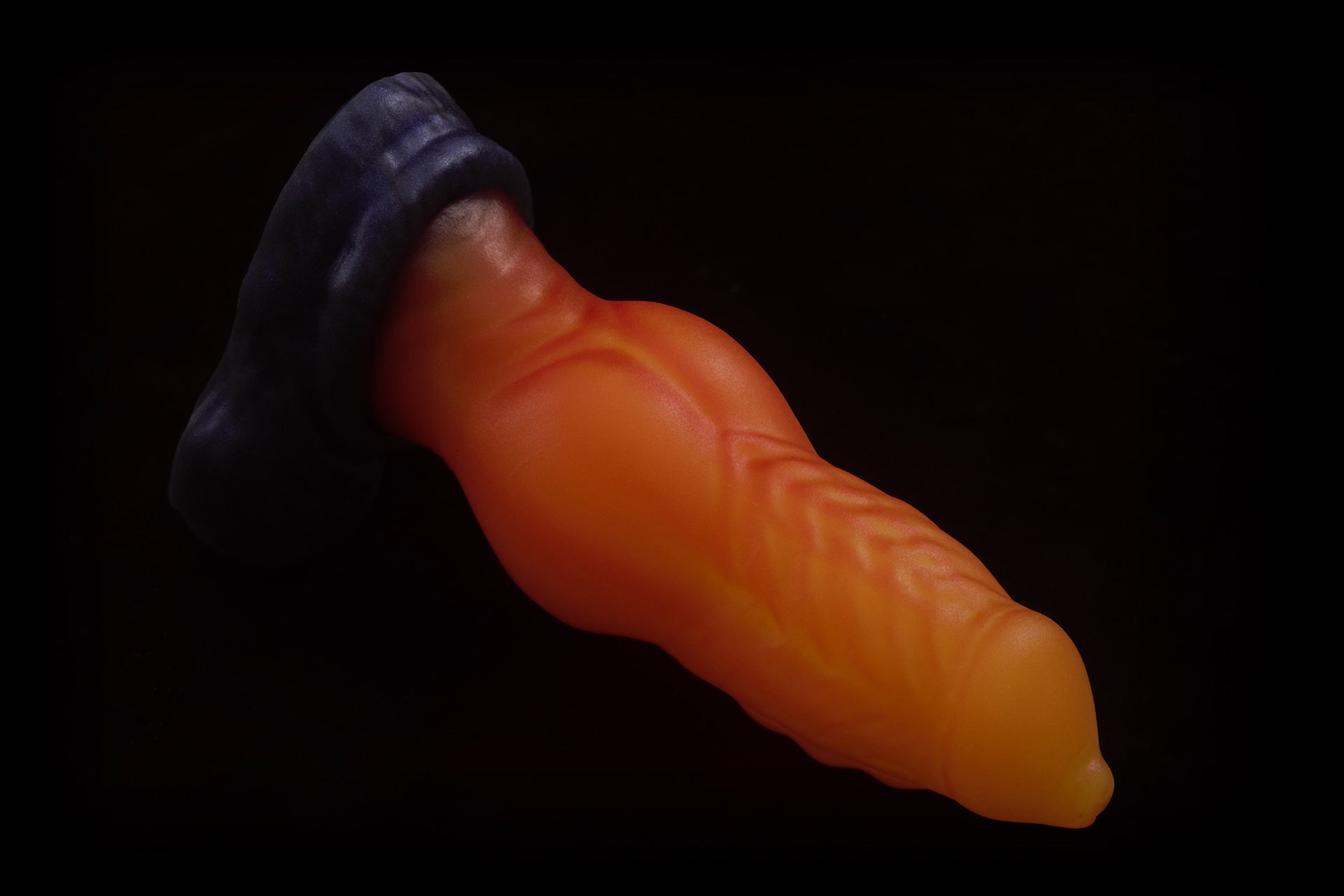 7081 Mini Dante in Soft Firmness with Suction Cup - Fizzle
