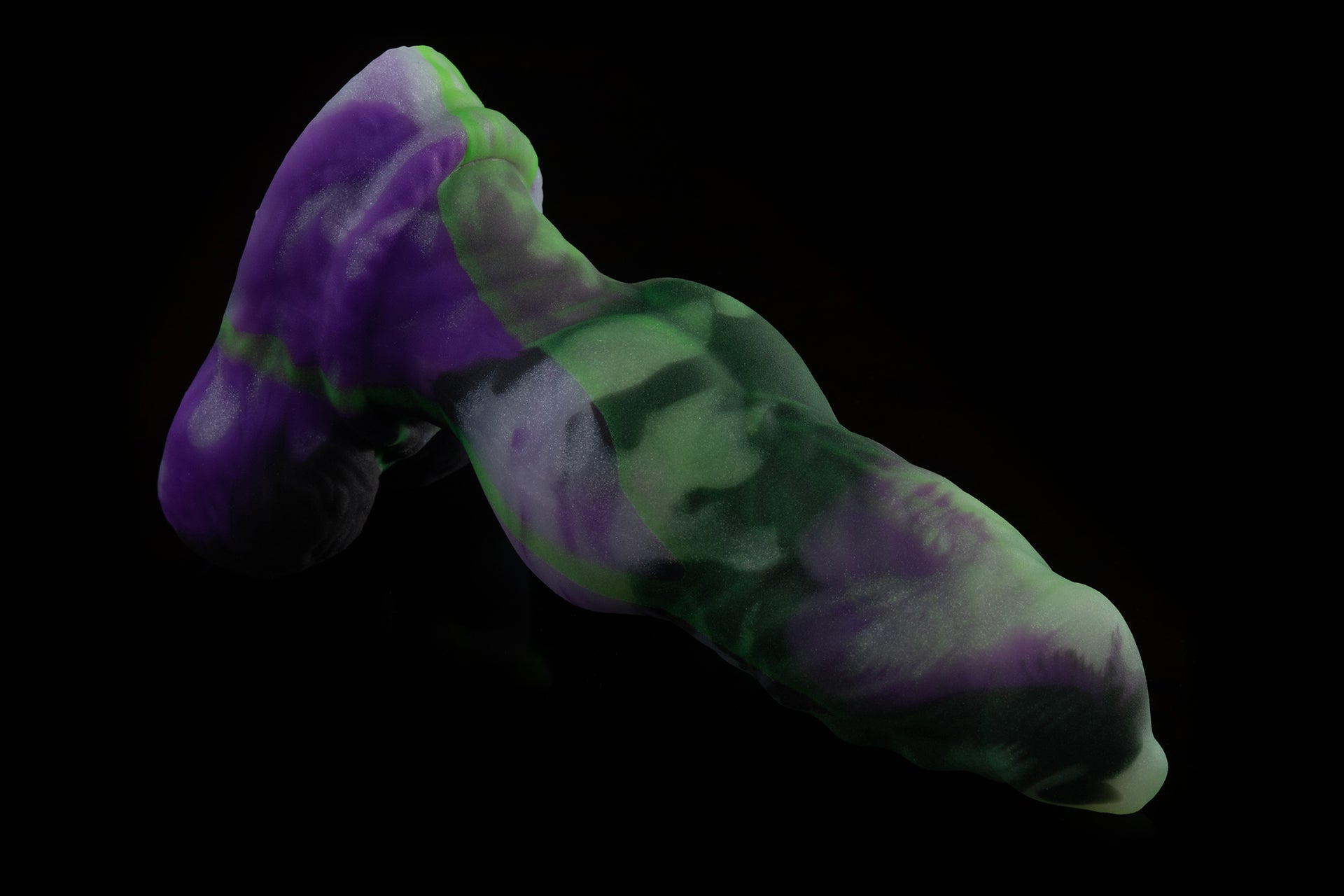 7558 Medium Dante in Medium Firmness