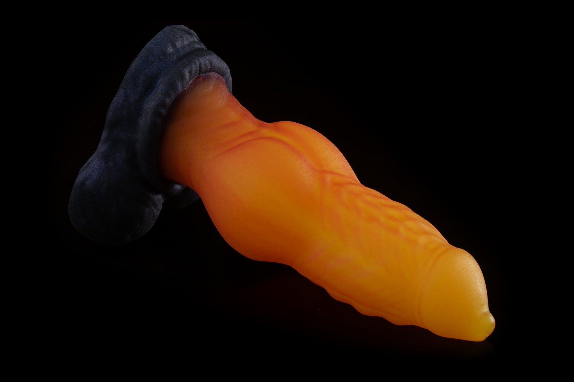 7578 Small Dante in Medium Firmness with Suction Cup