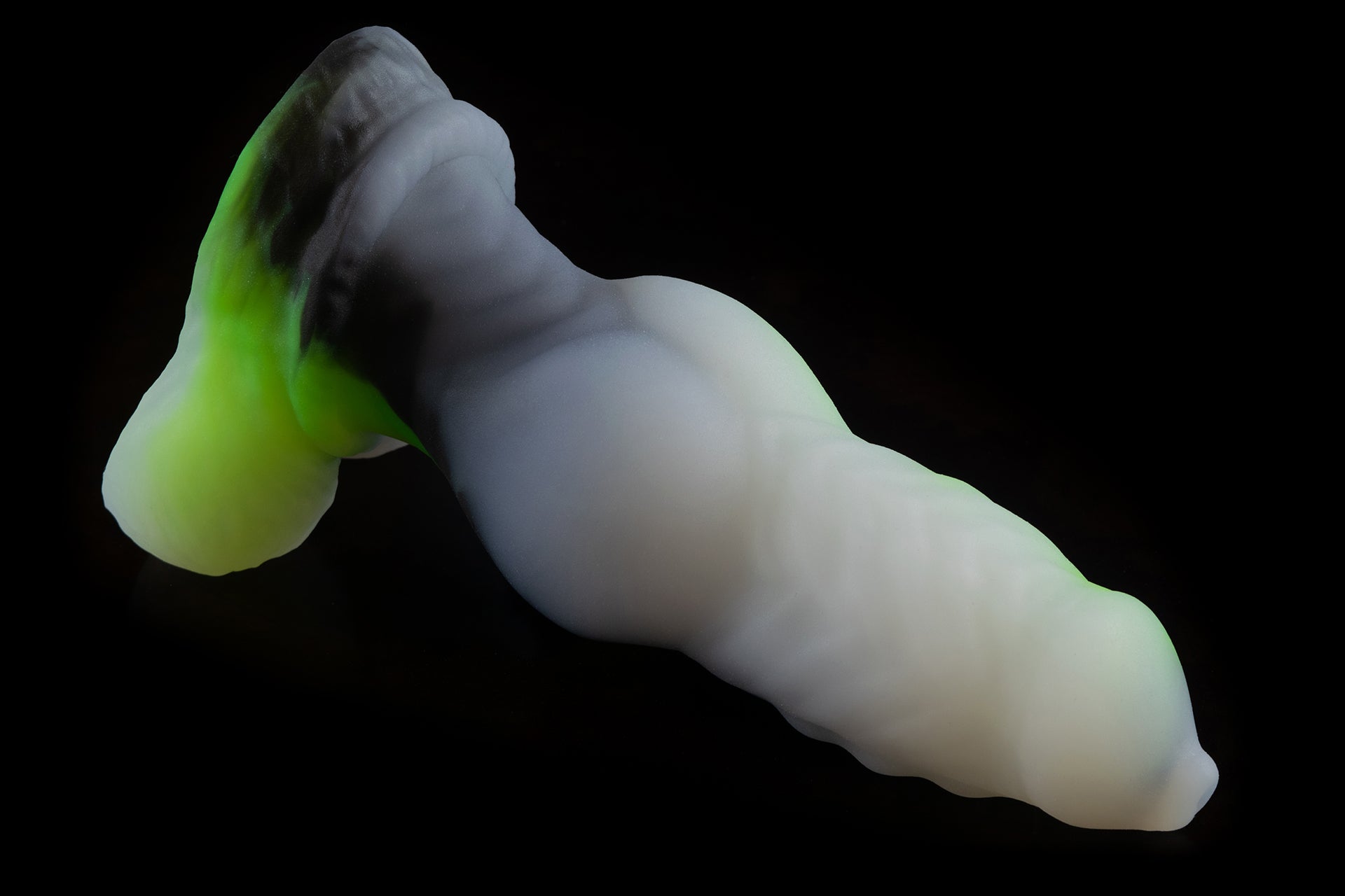 8070 Medium Dante in Medium Firmness with Suction Cup