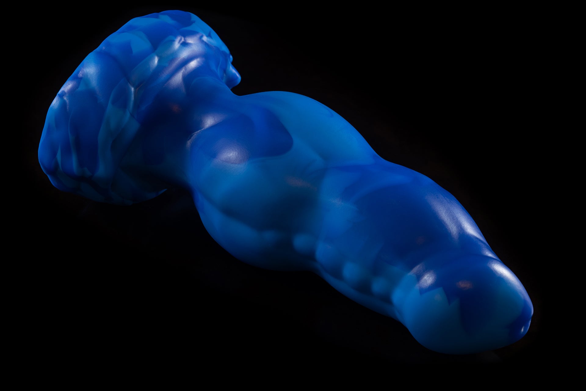 8097 Large Mocha in Soft Firmness with Suction Cup