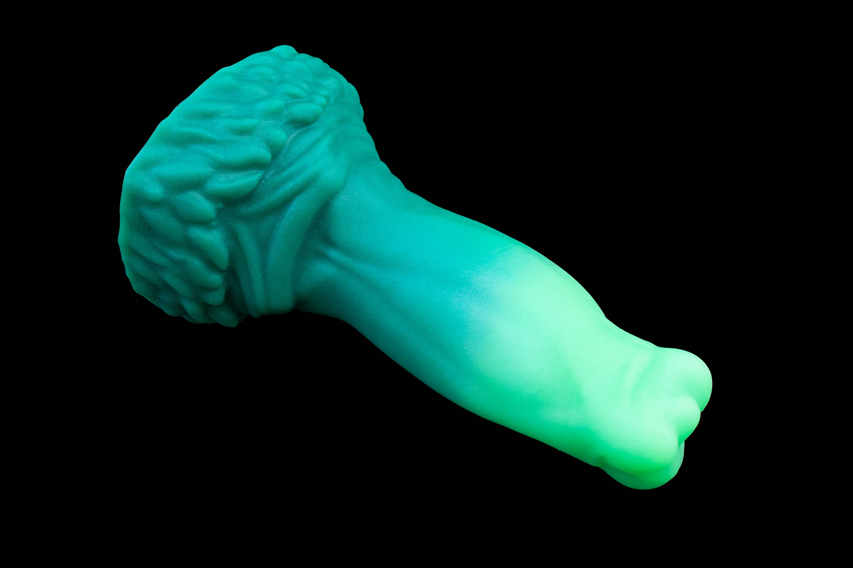 11715 Small Aela in Soft Firmness with Suction Cup