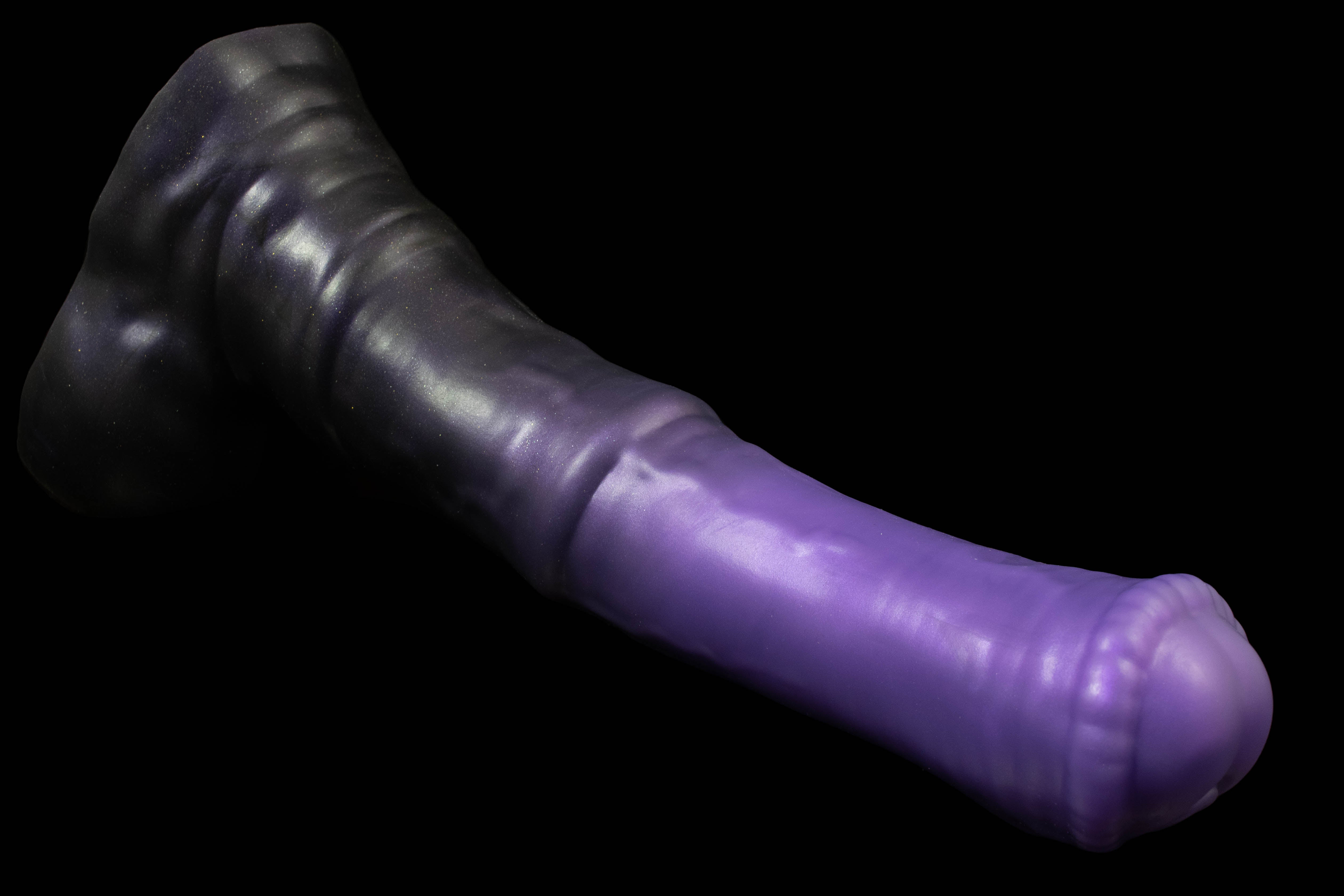11341 XL Atlas in Soft Firmness with Suction Cup - Fizzle