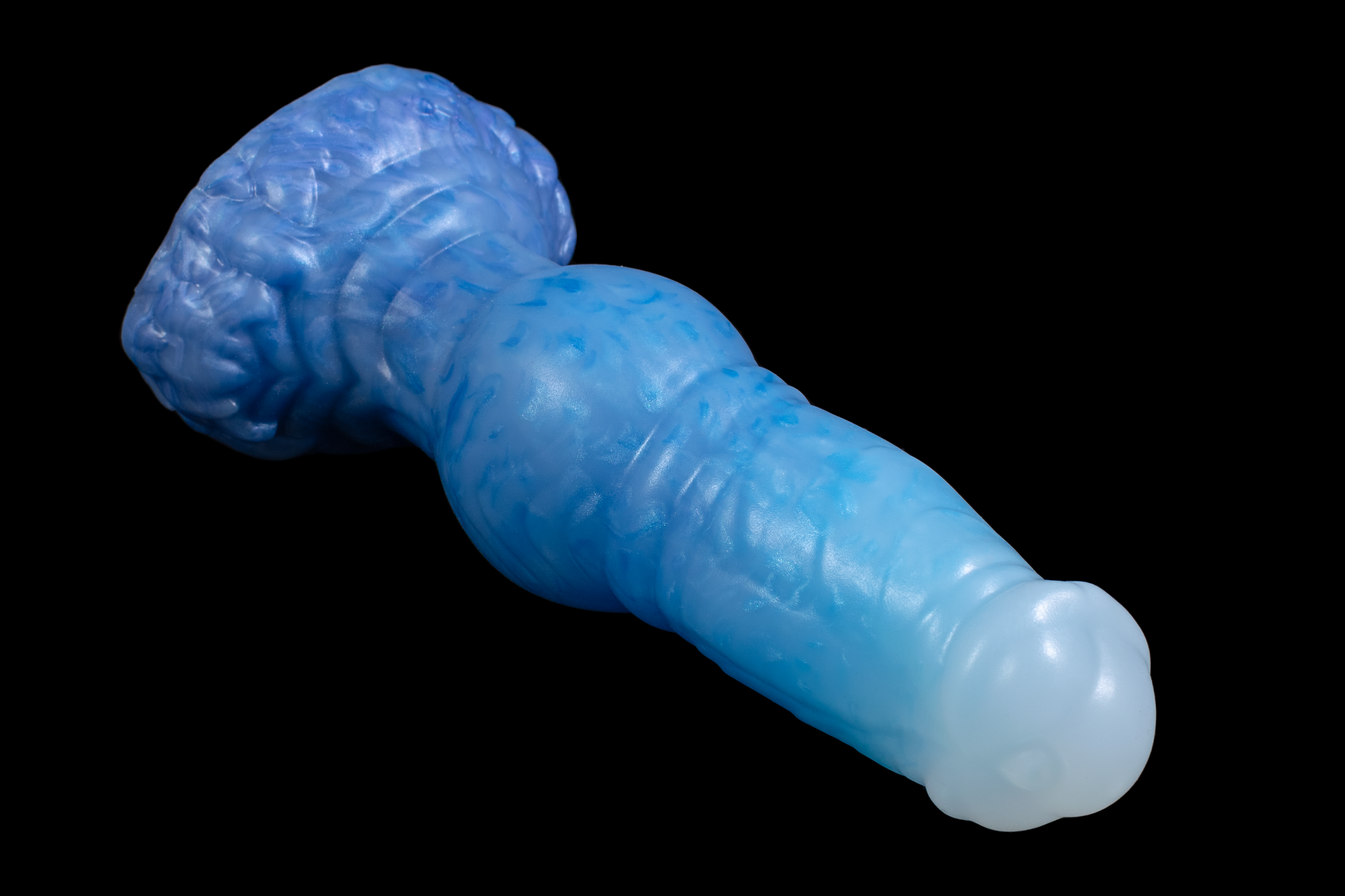 10043 Medium Zane in Medium Firmness with Suction Cup