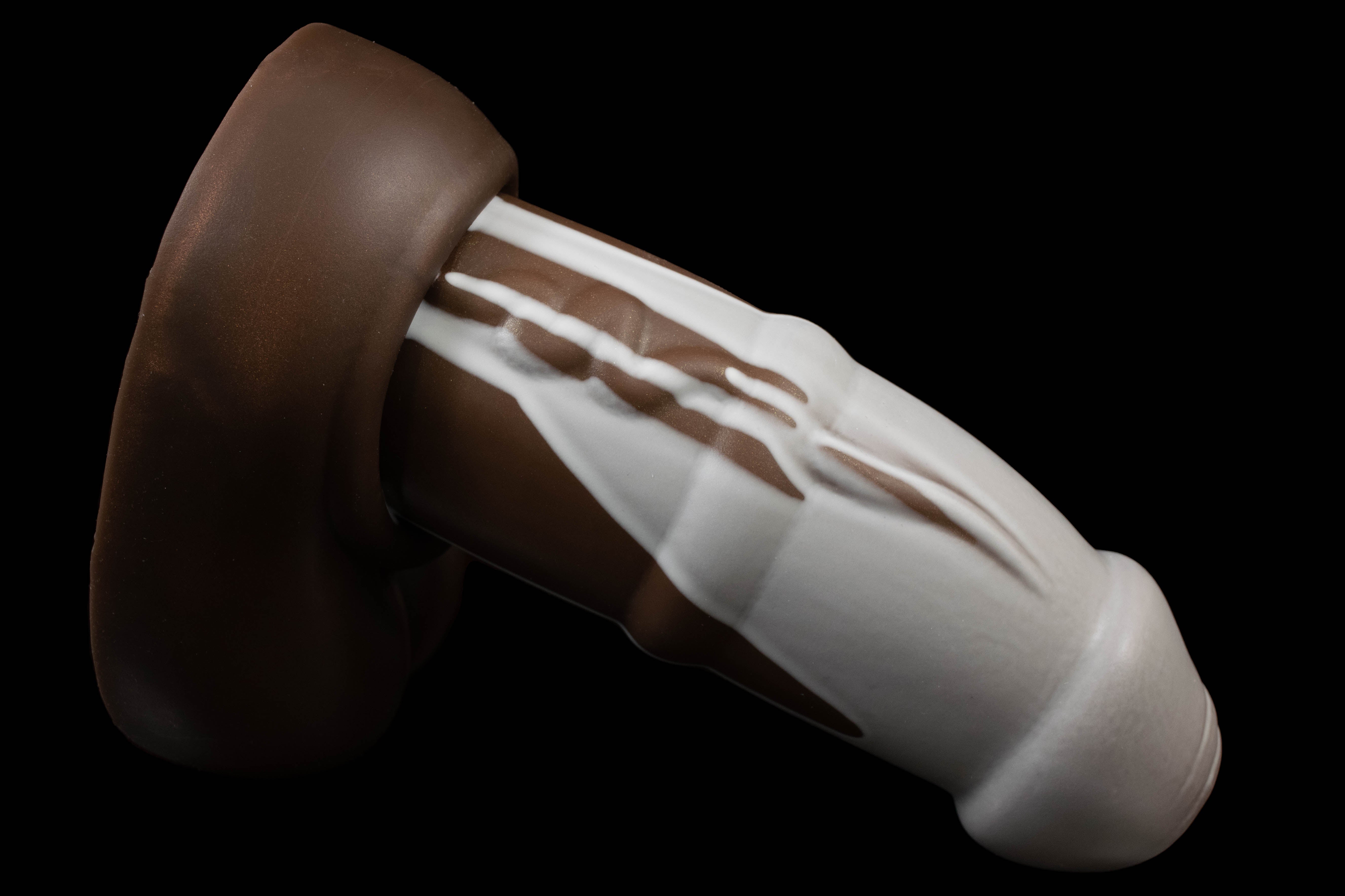 11465 XL Ian in Soft with Suction Cup - Fizzle