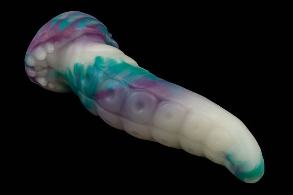 13208 Large Slikk in Medium Firmness with Suction Cup