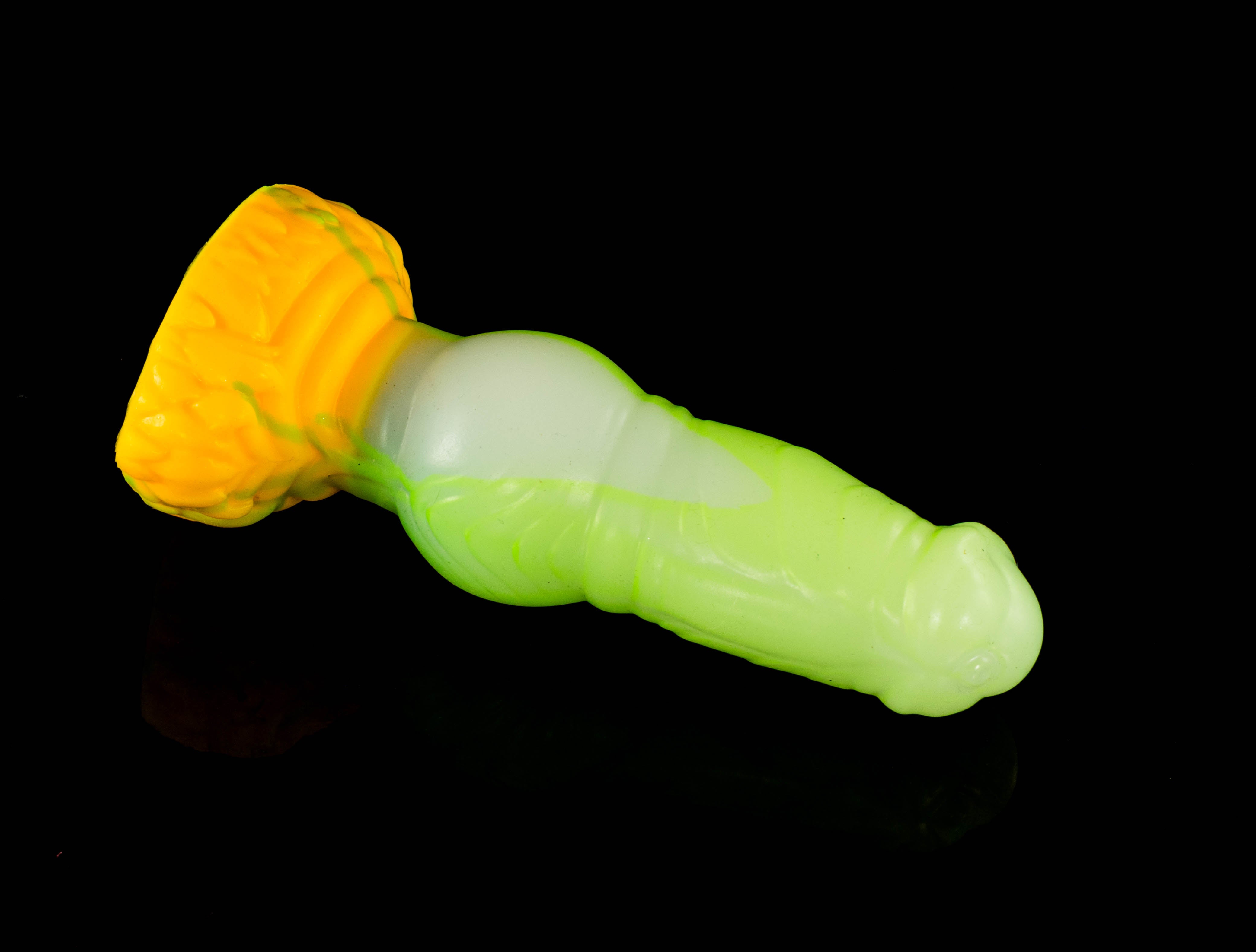 13576 Medium Zane in Soft Firmness