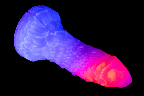 13186 Medium Cyrus in Medium Firmness