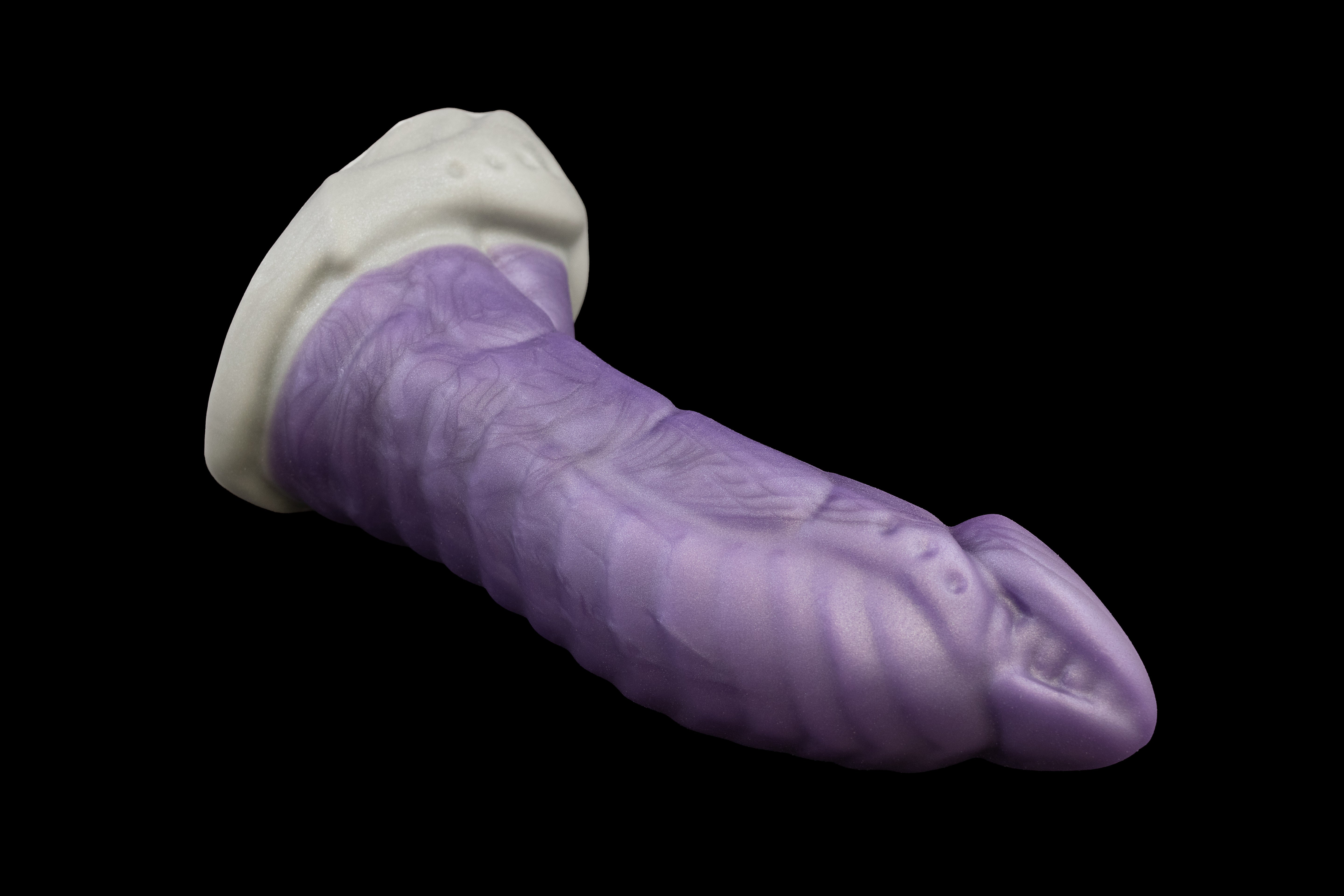 12695 Small Mantis in Medium Firmness