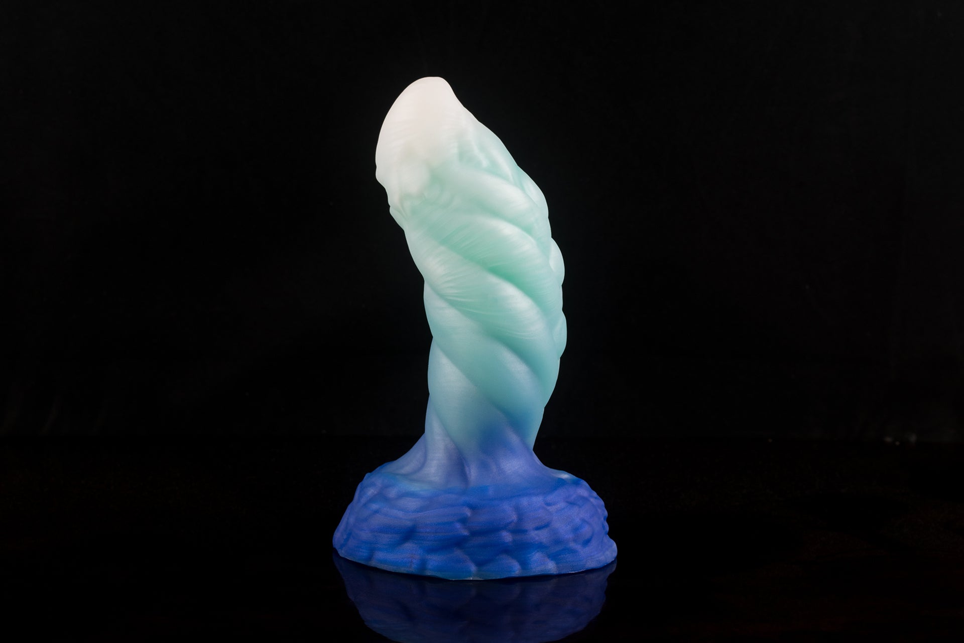 1441 Large Cortez in Soft - Fizzle - Suction Cupped