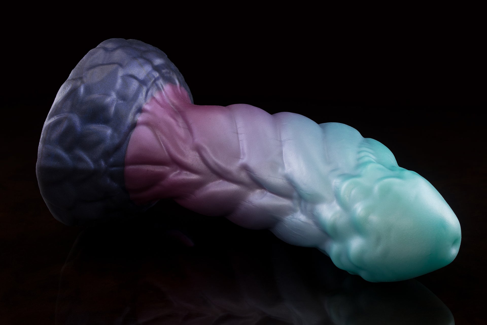 1635 XL Cortez in Medium Firmness - Suction Cupped - Fizzle