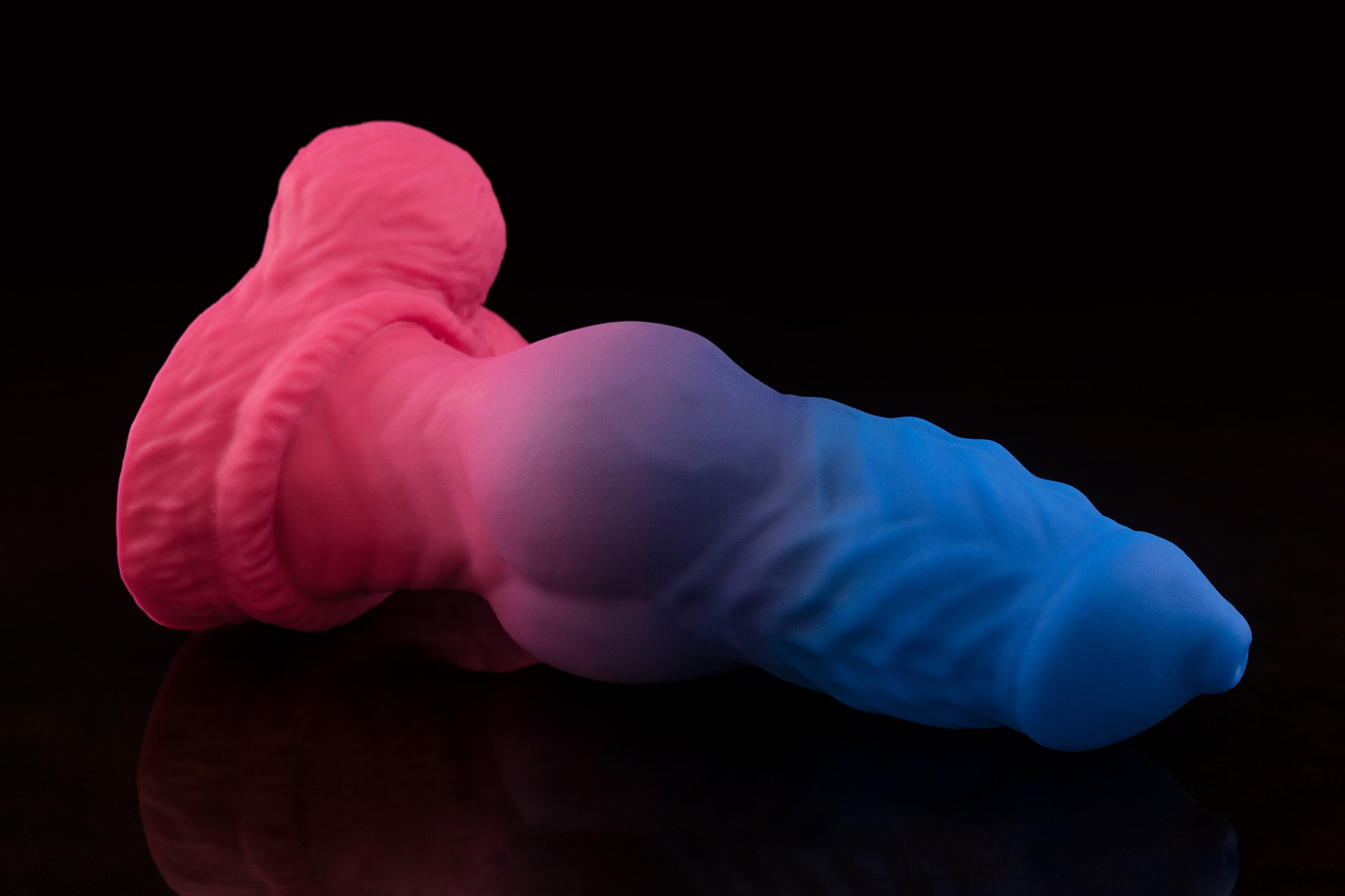 1638 Medium Dante in Soft - Suction Cupped