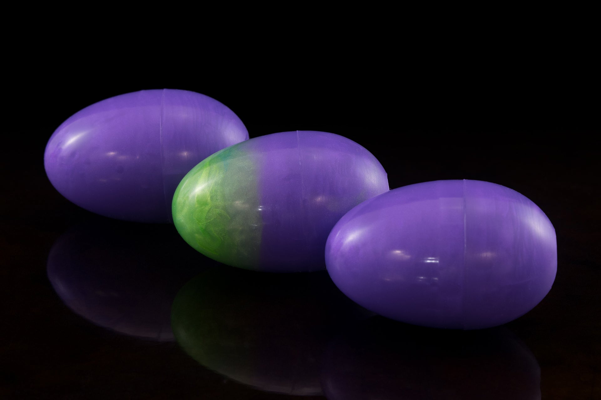 1712 FB Brood Eggs - Set of 3