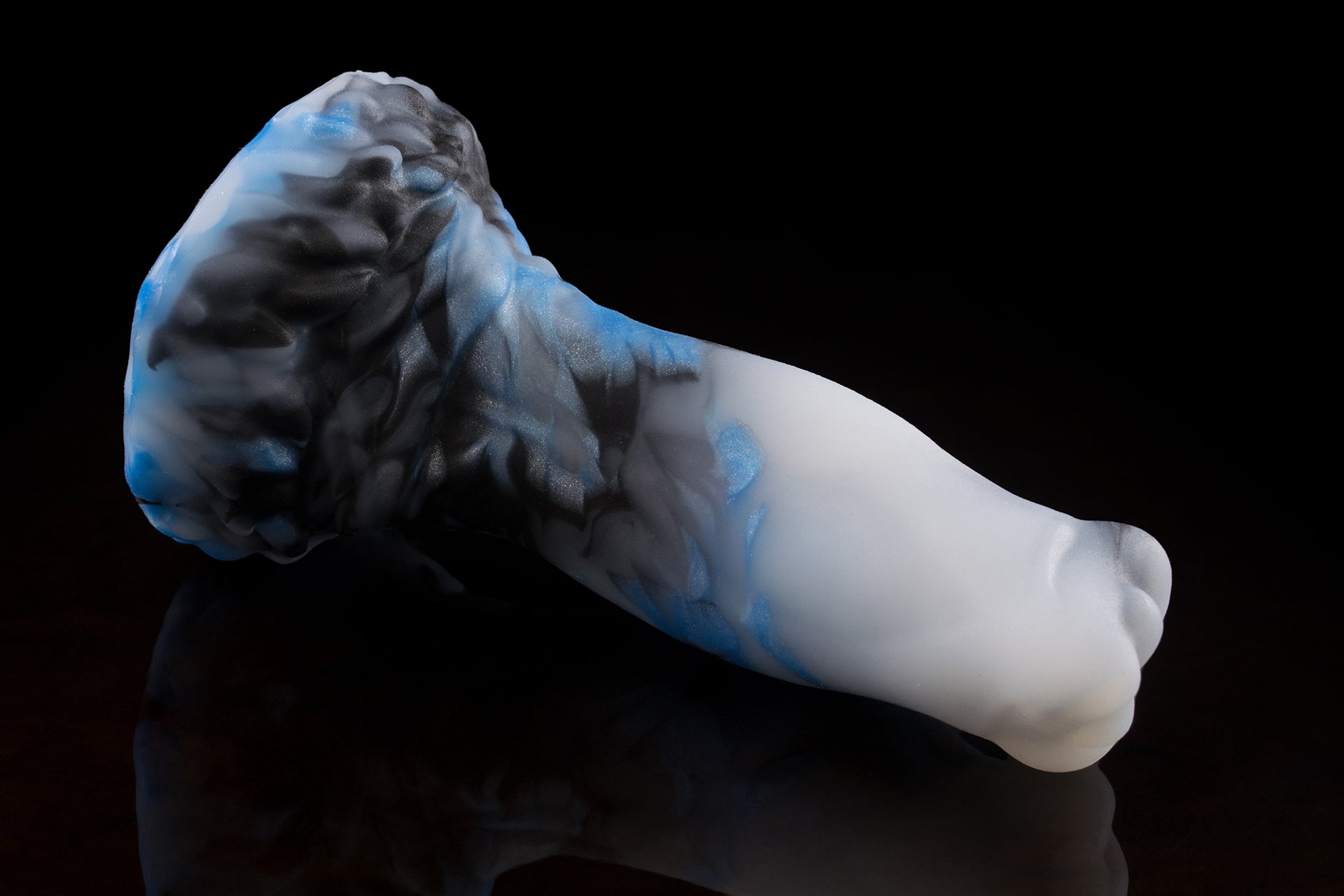 2088 Medium Aela in Medium Firmness - Suction Cupped