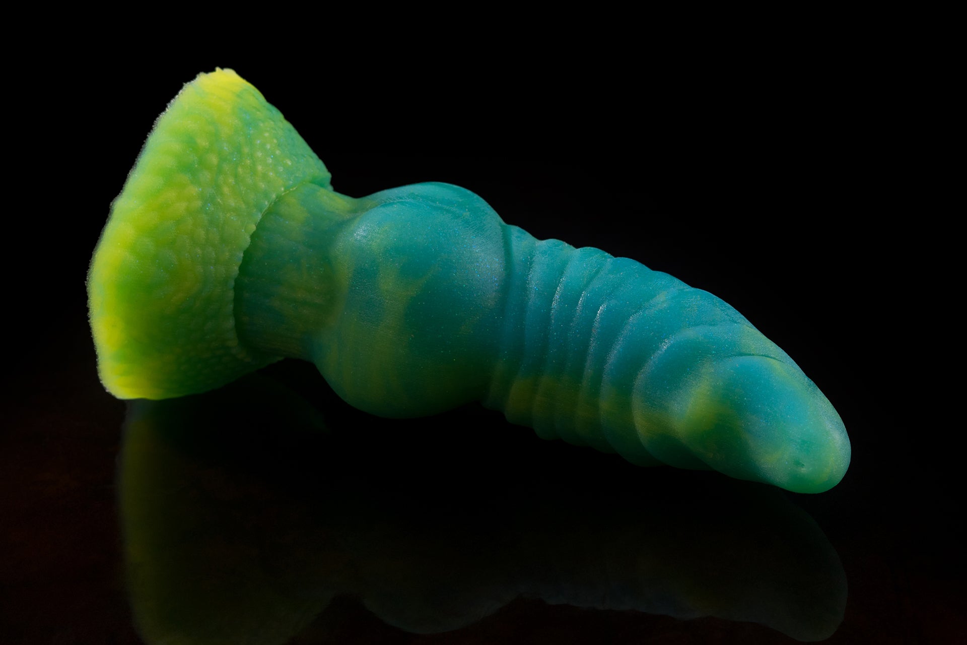2315 Mini Tyrant in Medium Firmness