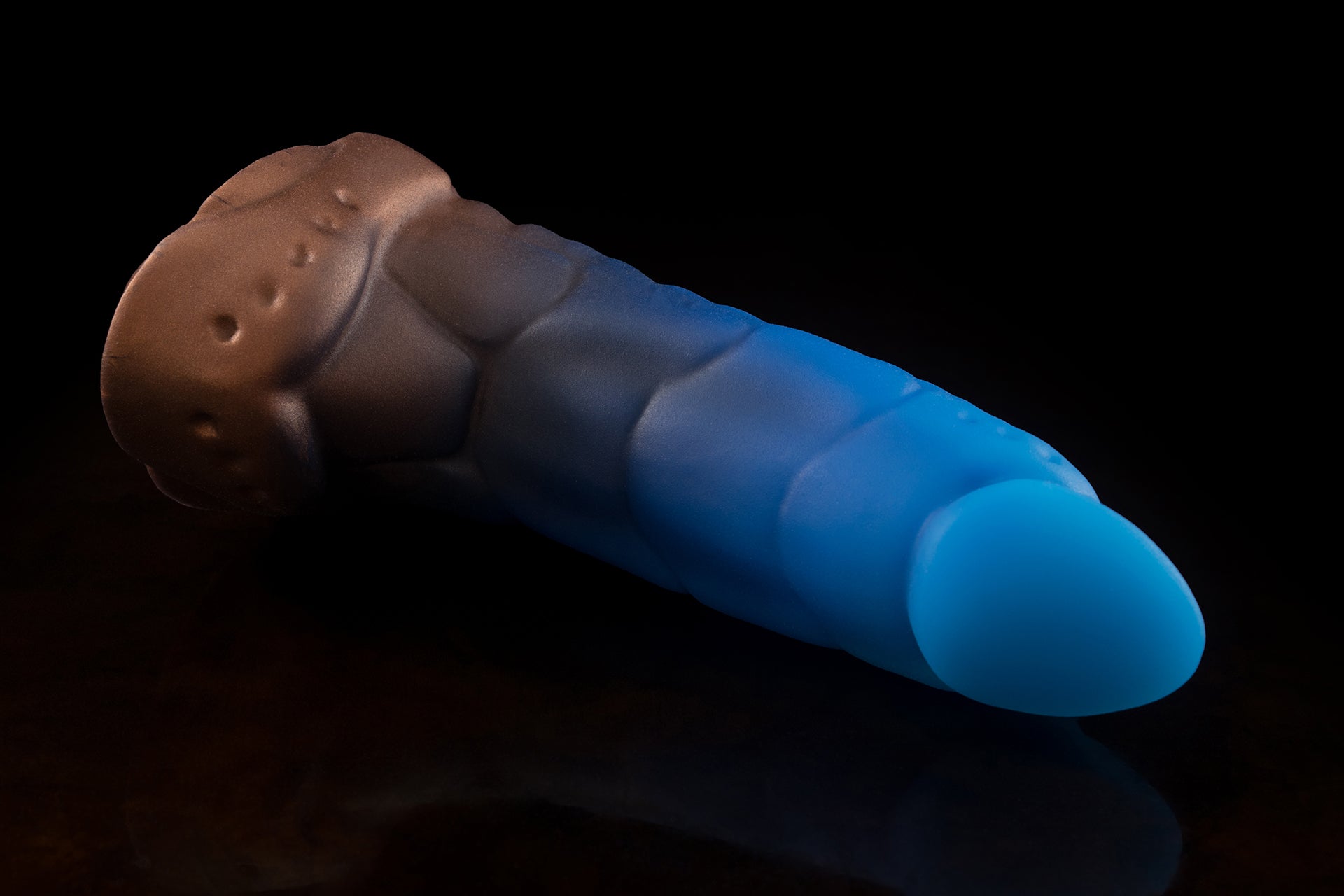 2372 Small Mantis in Medium Firmness - Signature Coloration
