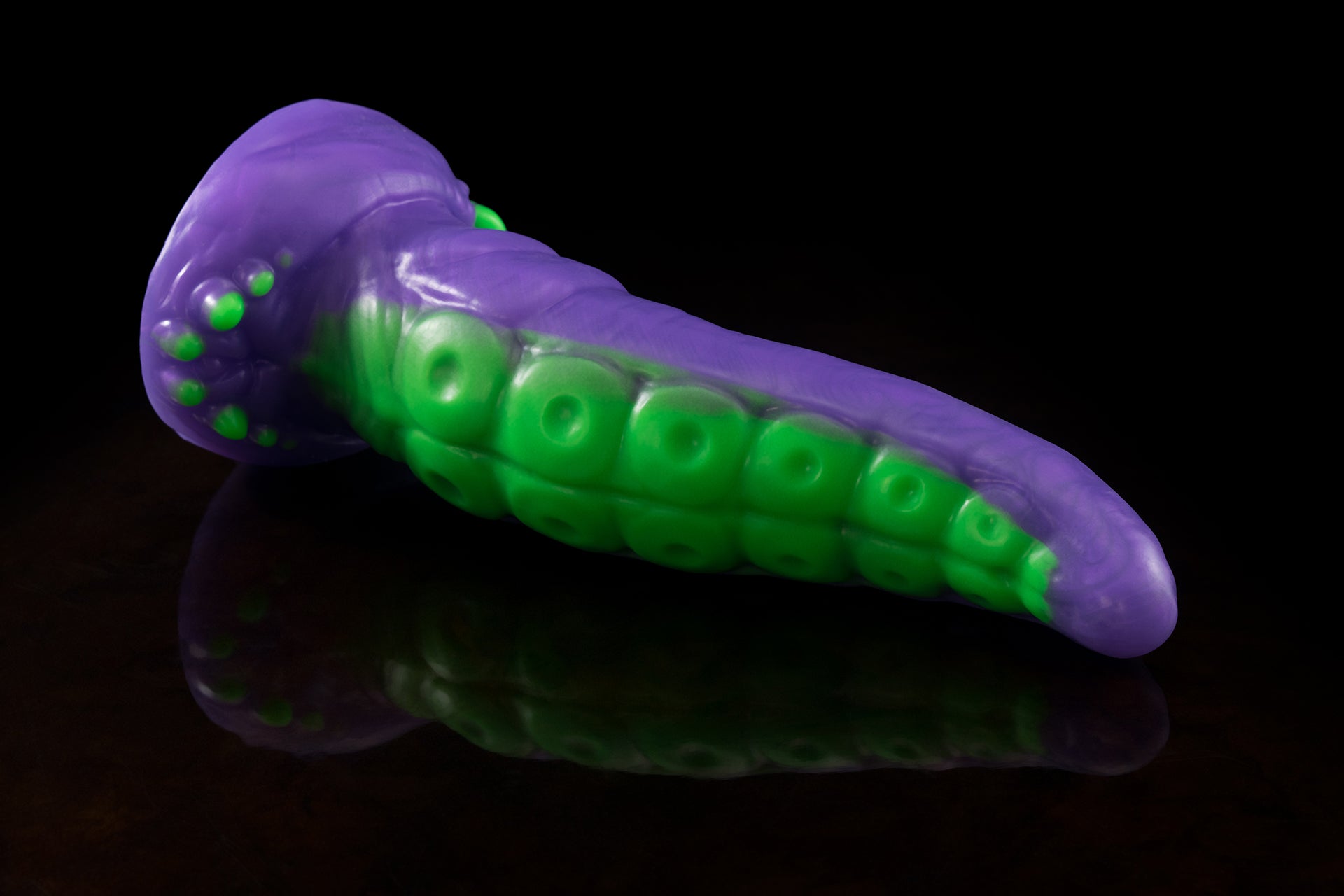 2459 Medium Slikk in Medium Firmness