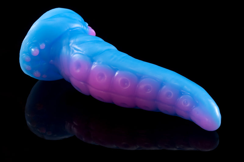 2585 Small Slikk in Soft with Suction Cup