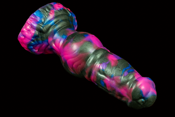 10806 Medium Zane in Medium Firmness with Suction Cup