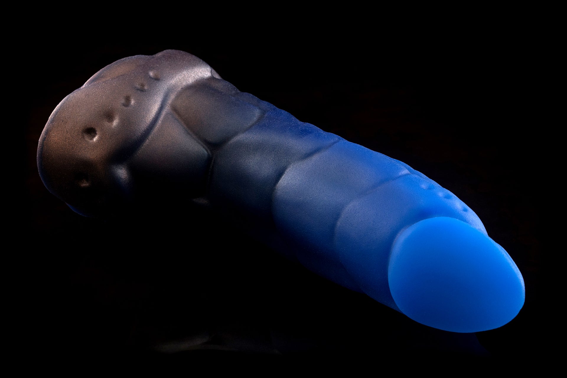 2736 Small Mantis in Soft Firmness with Suction Cup