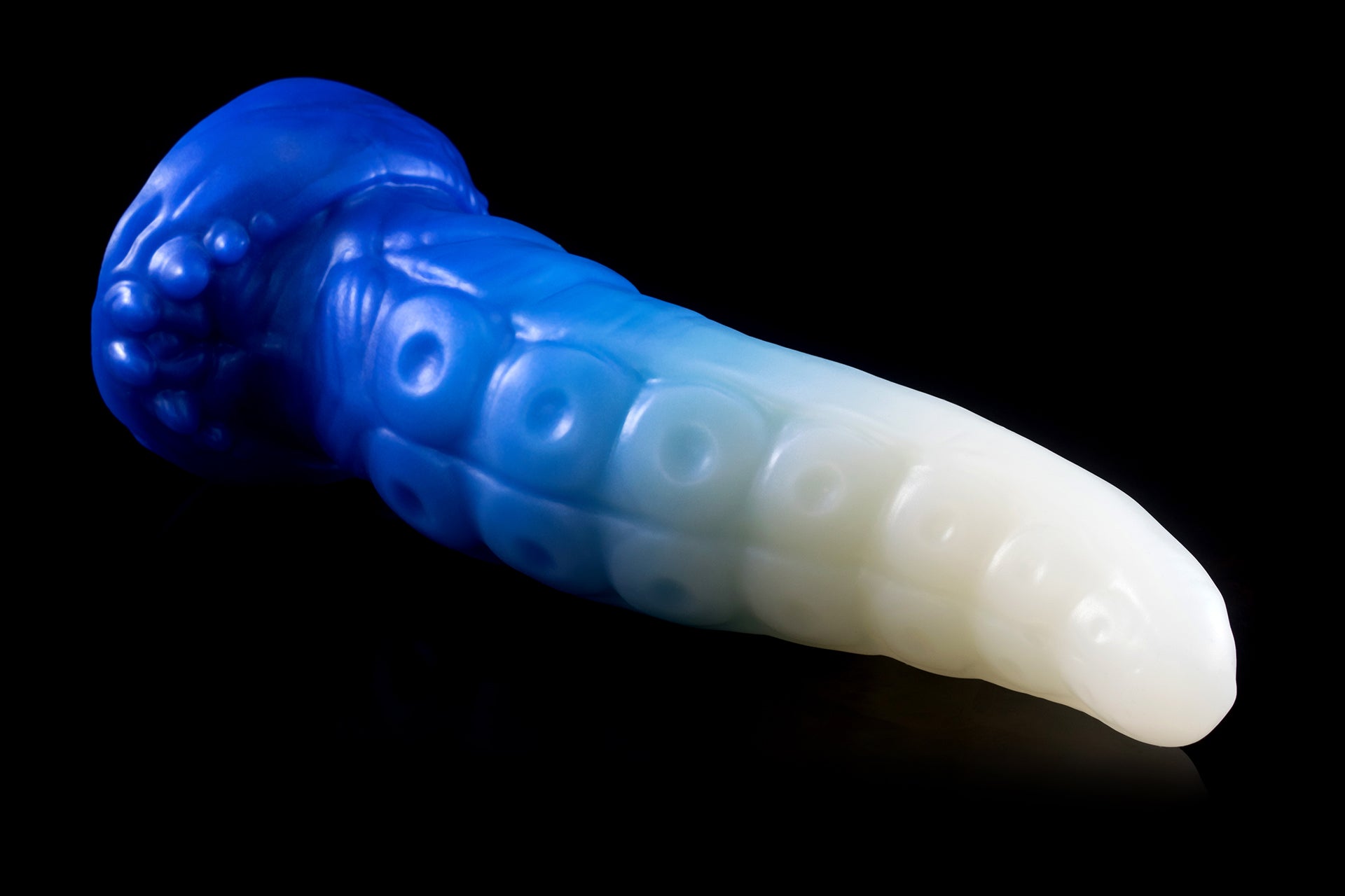 2767 Large Slikk in Soft Firmness with Suction Cup - Fizzle