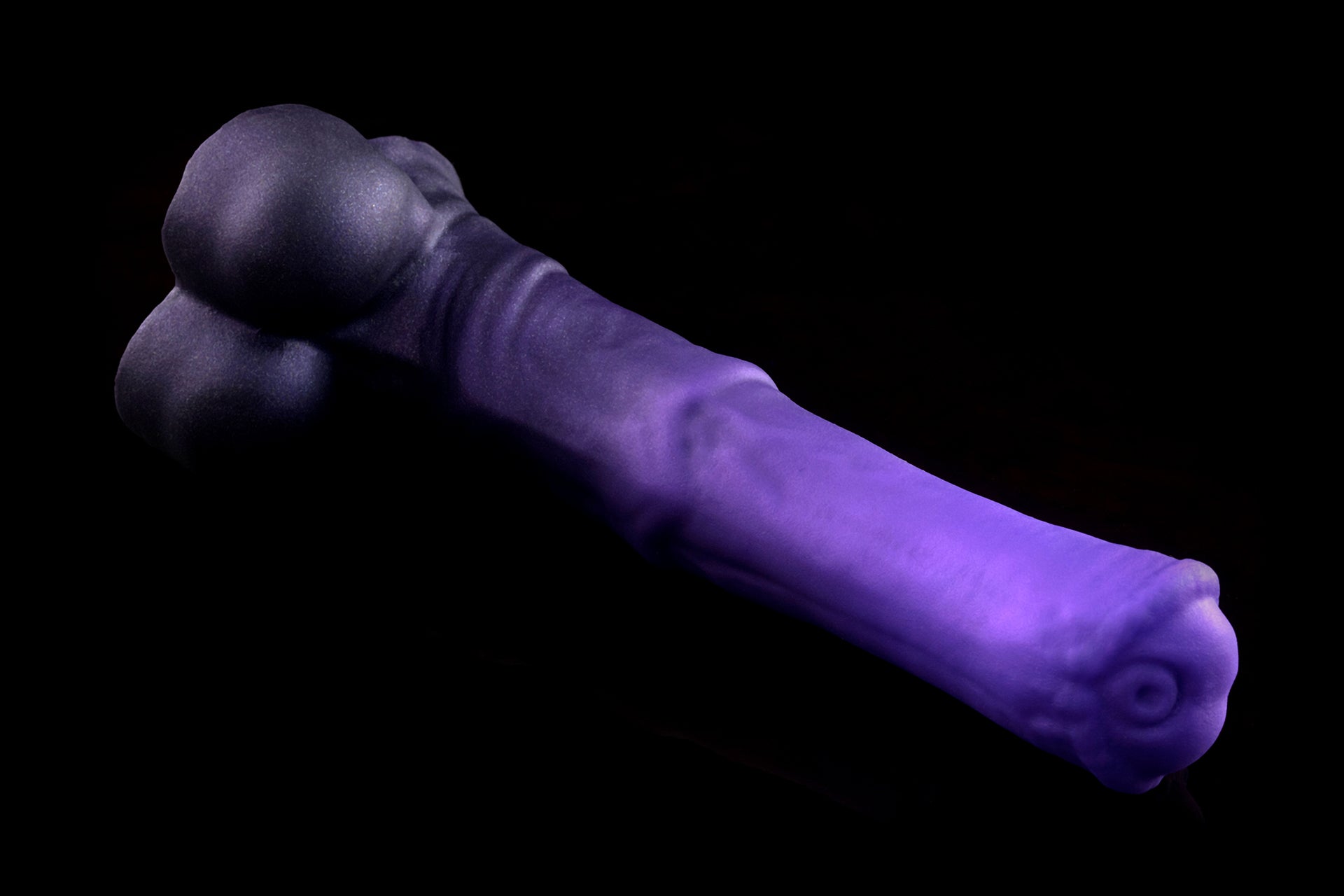 2827 Small Atlas in Soft Firmness with Suction Cup